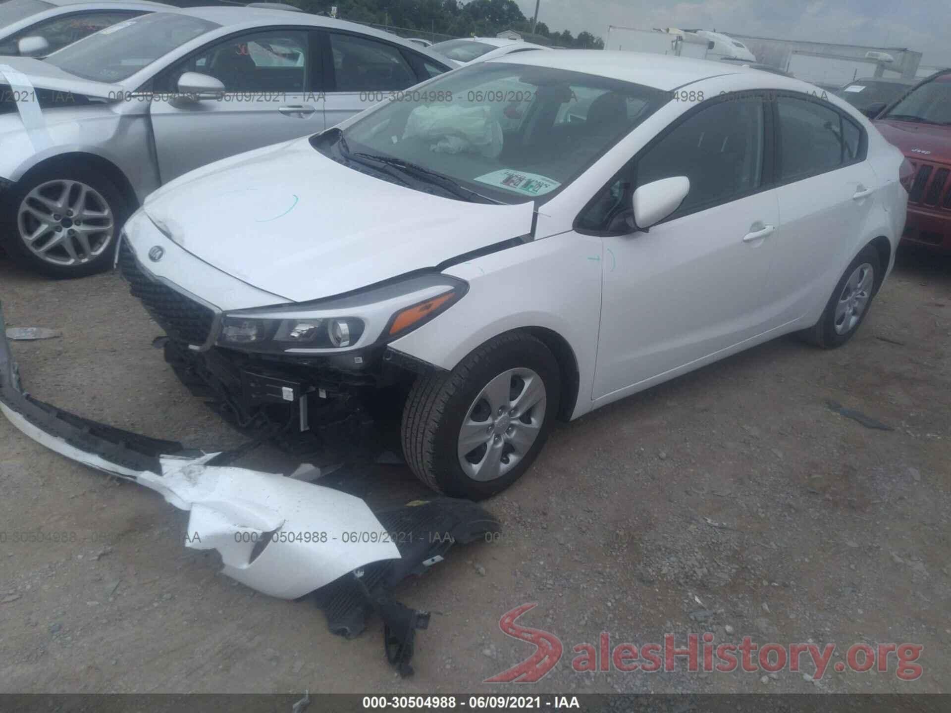 3KPFL4A71HE060120 2017 KIA FORTE