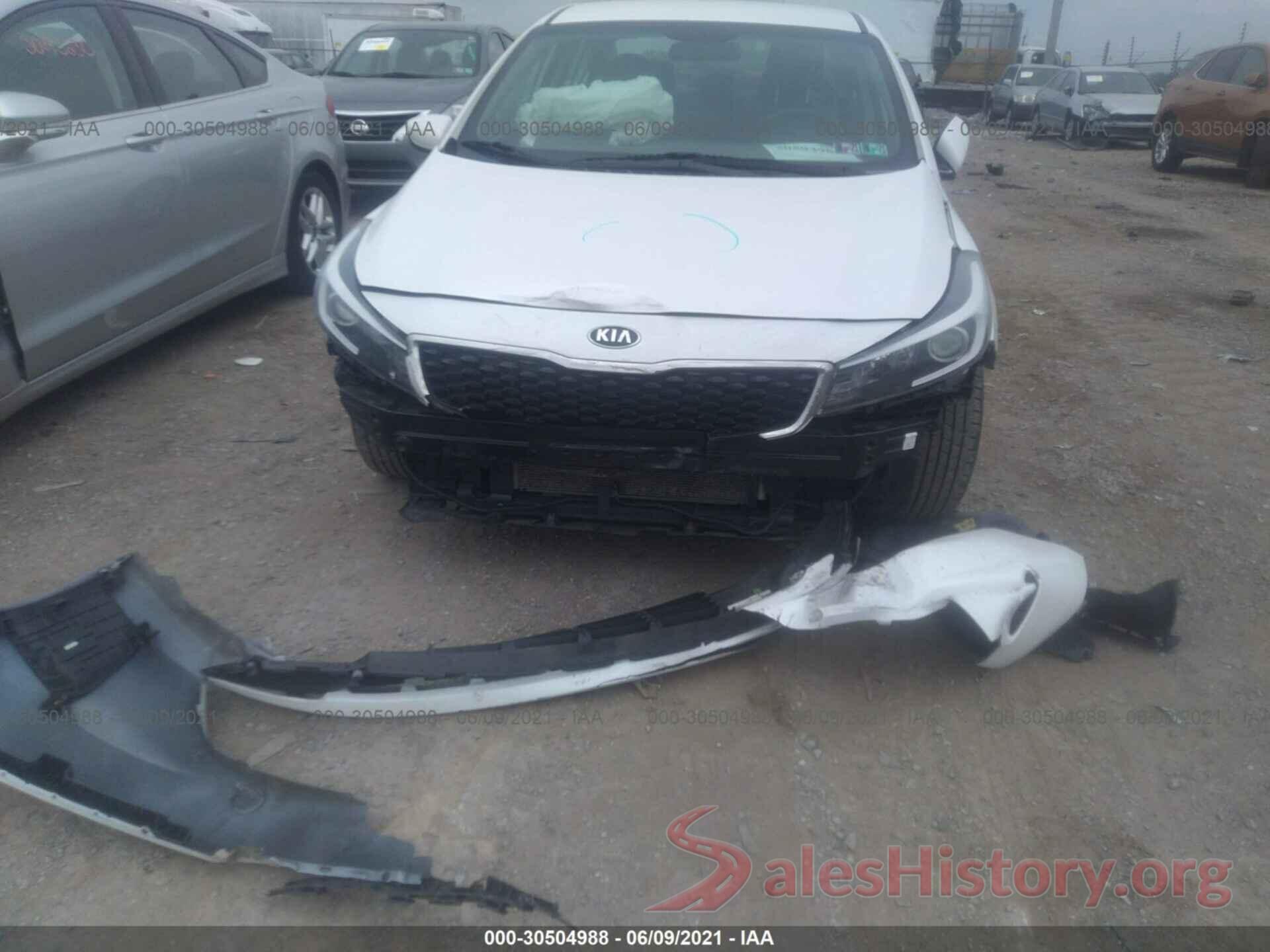 3KPFL4A71HE060120 2017 KIA FORTE