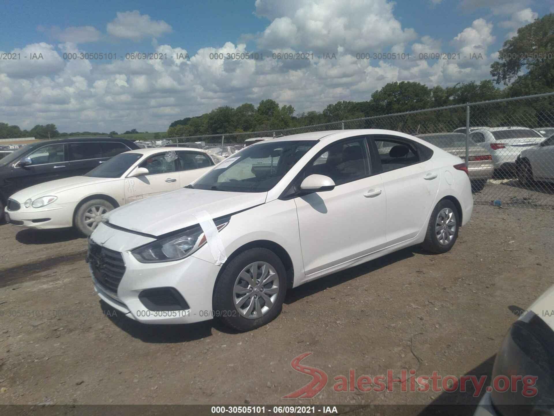 3KPC24A31JE005885 2018 HYUNDAI ACCENT