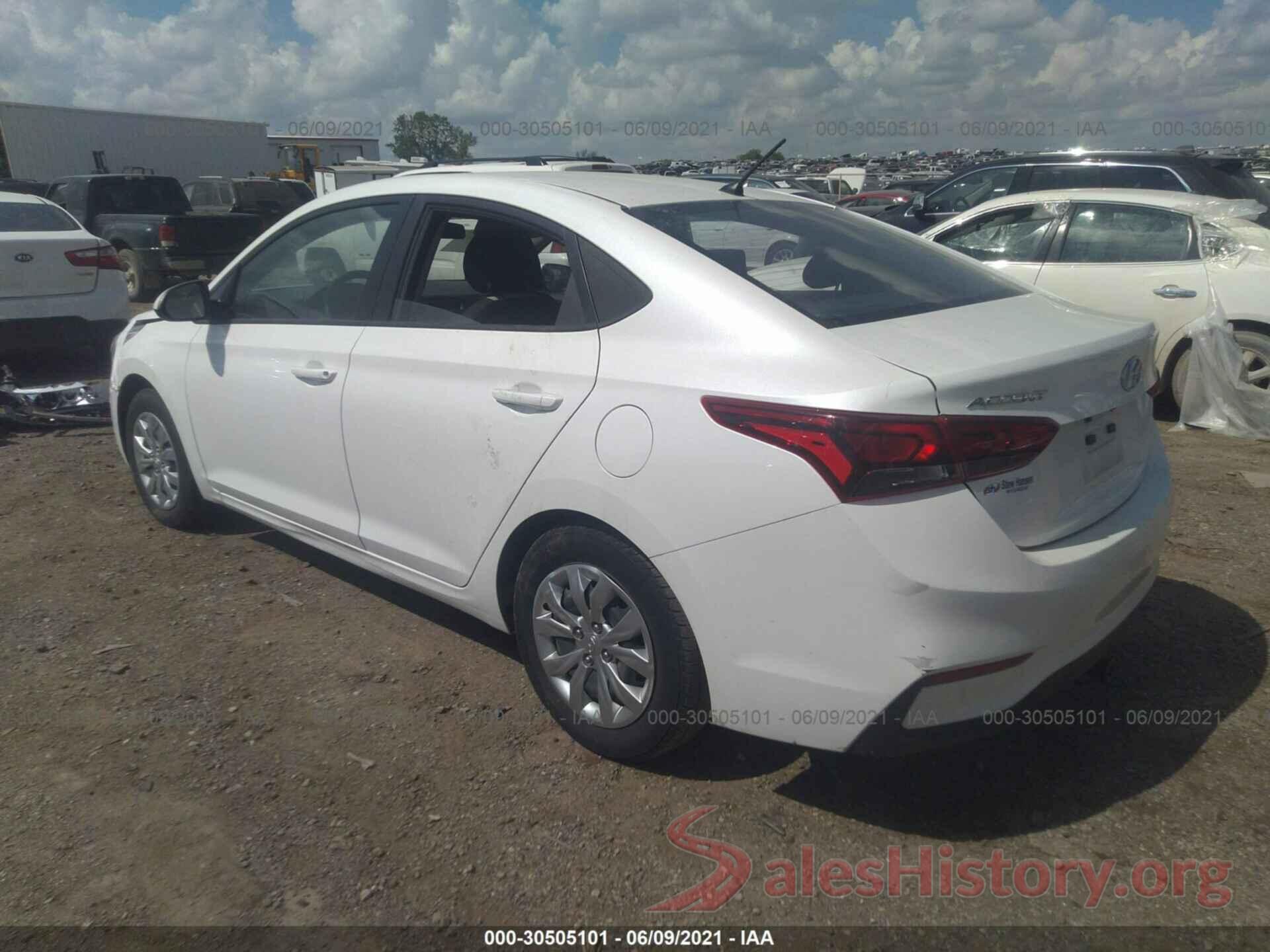 3KPC24A31JE005885 2018 HYUNDAI ACCENT