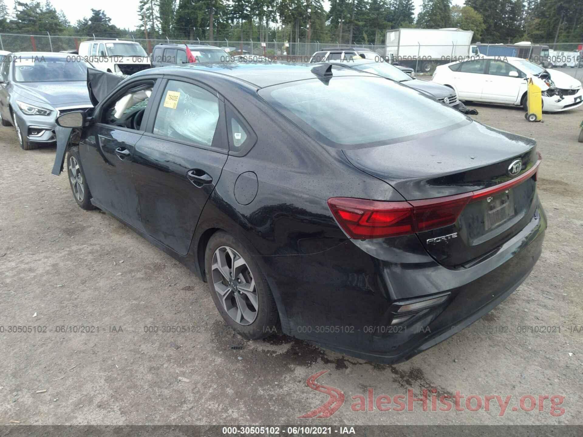 3KPF24AD8KE113279 2019 KIA FORTE