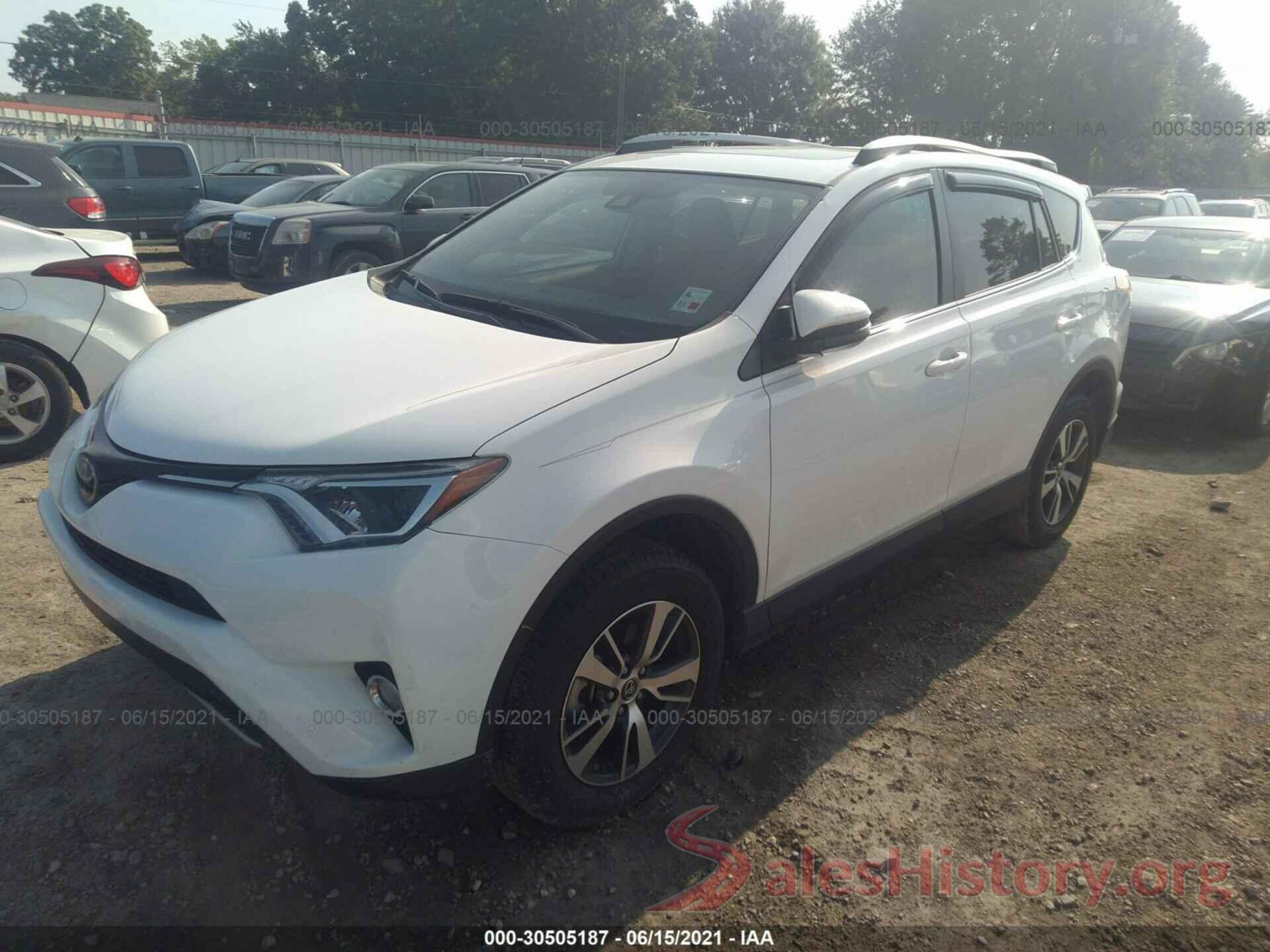 JTMWFREV3JD115865 2018 TOYOTA RAV4