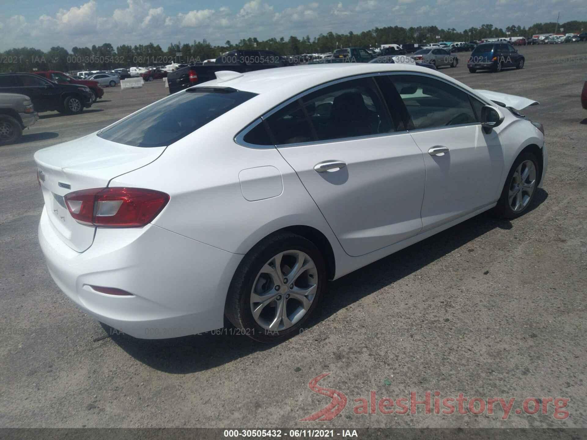 1G1BF5SM9J7182383 2018 CHEVROLET CRUZE