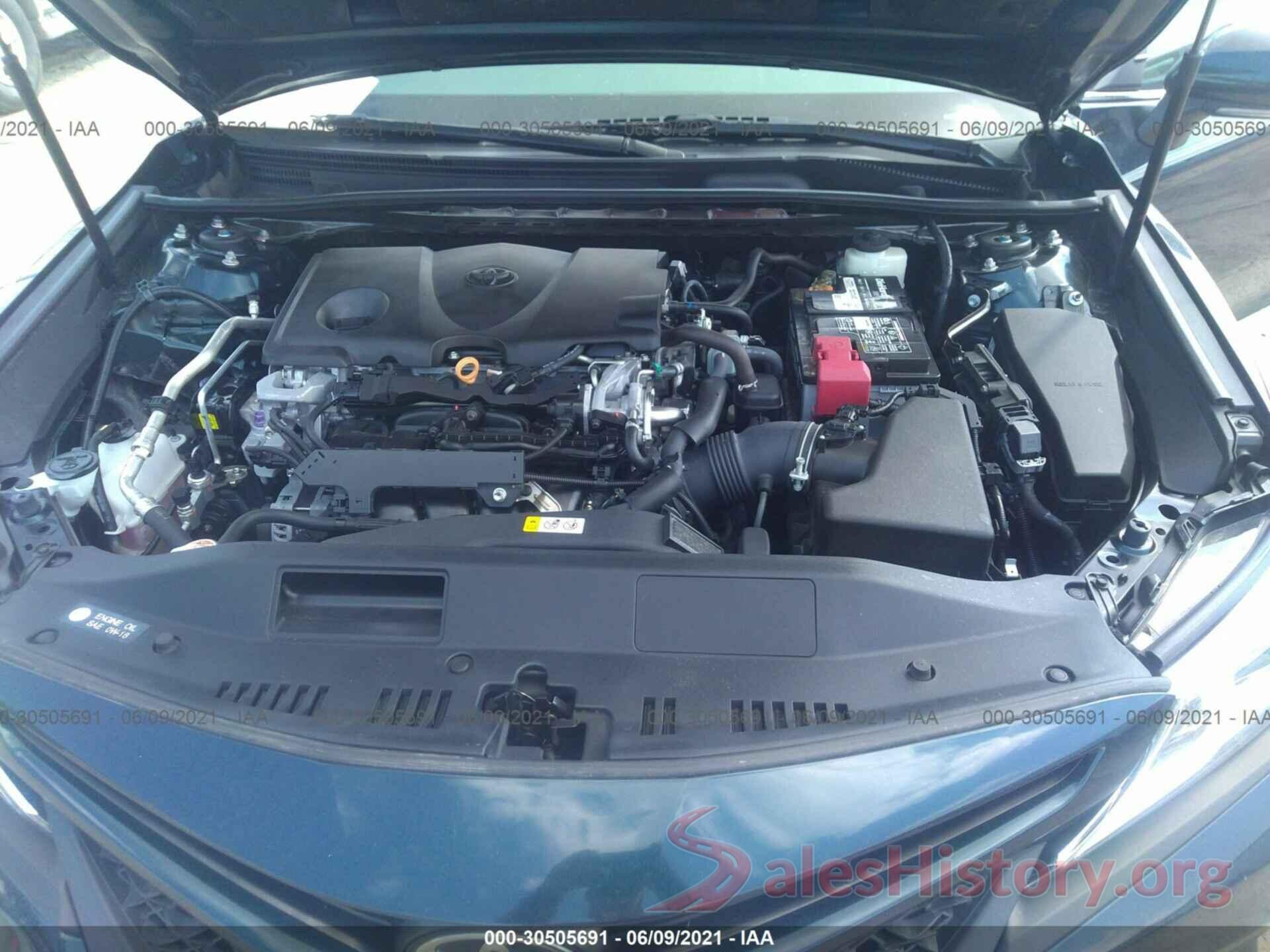 4T1B11HK1JU572816 2018 TOYOTA CAMRY