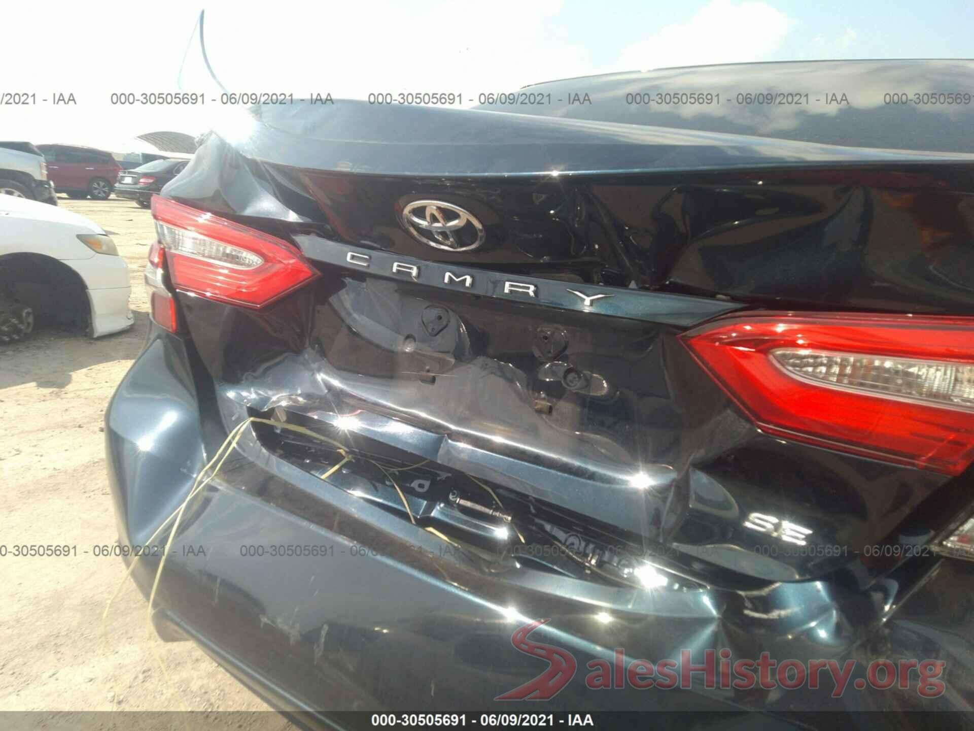 4T1B11HK1JU572816 2018 TOYOTA CAMRY