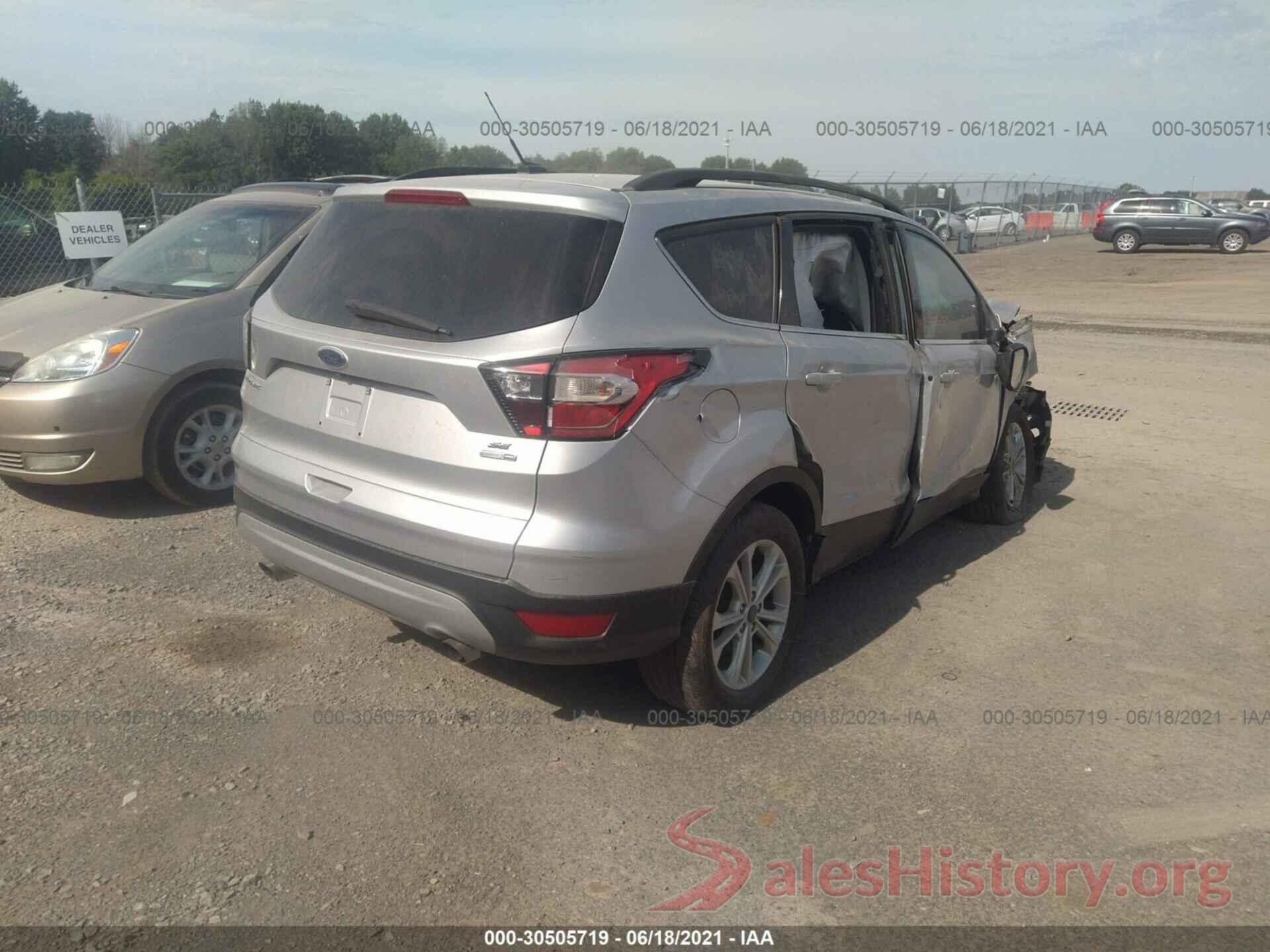 1FMCU9G98JUB49675 2018 FORD ESCAPE