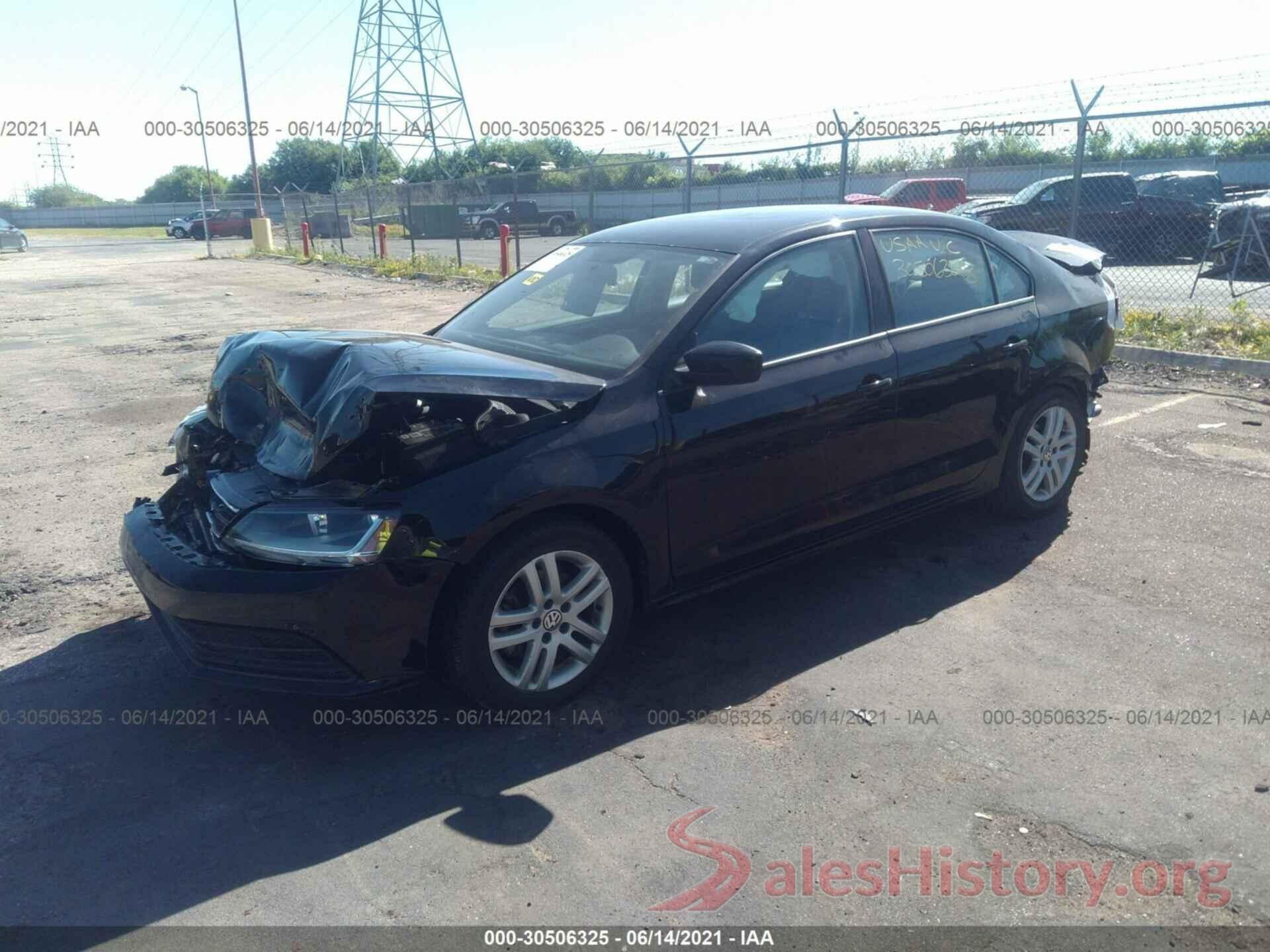 3VW2B7AJ2JM213840 2018 VOLKSWAGEN JETTA