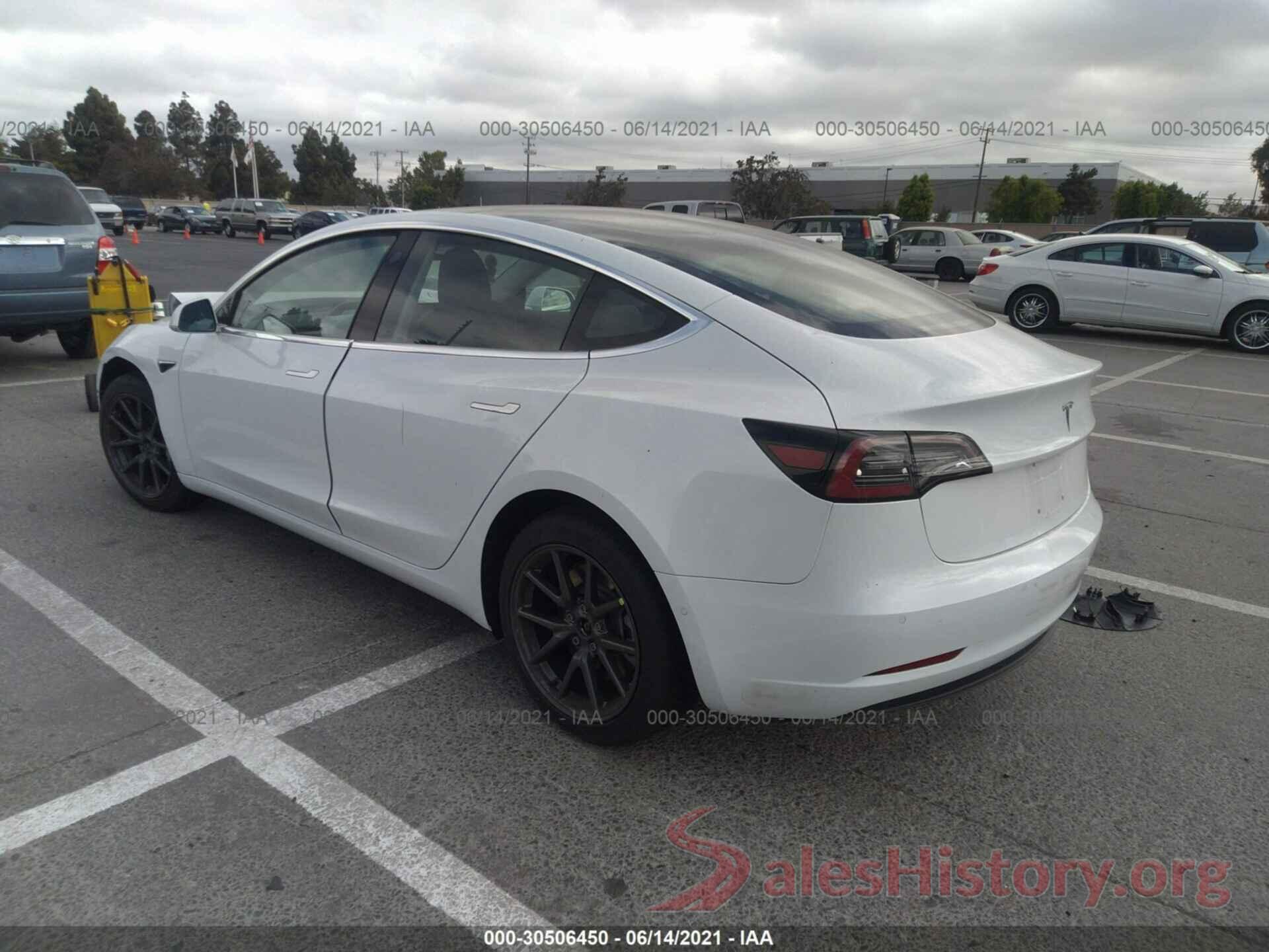 5YJ3E1EA2JF062606 2018 TESLA MODEL 3