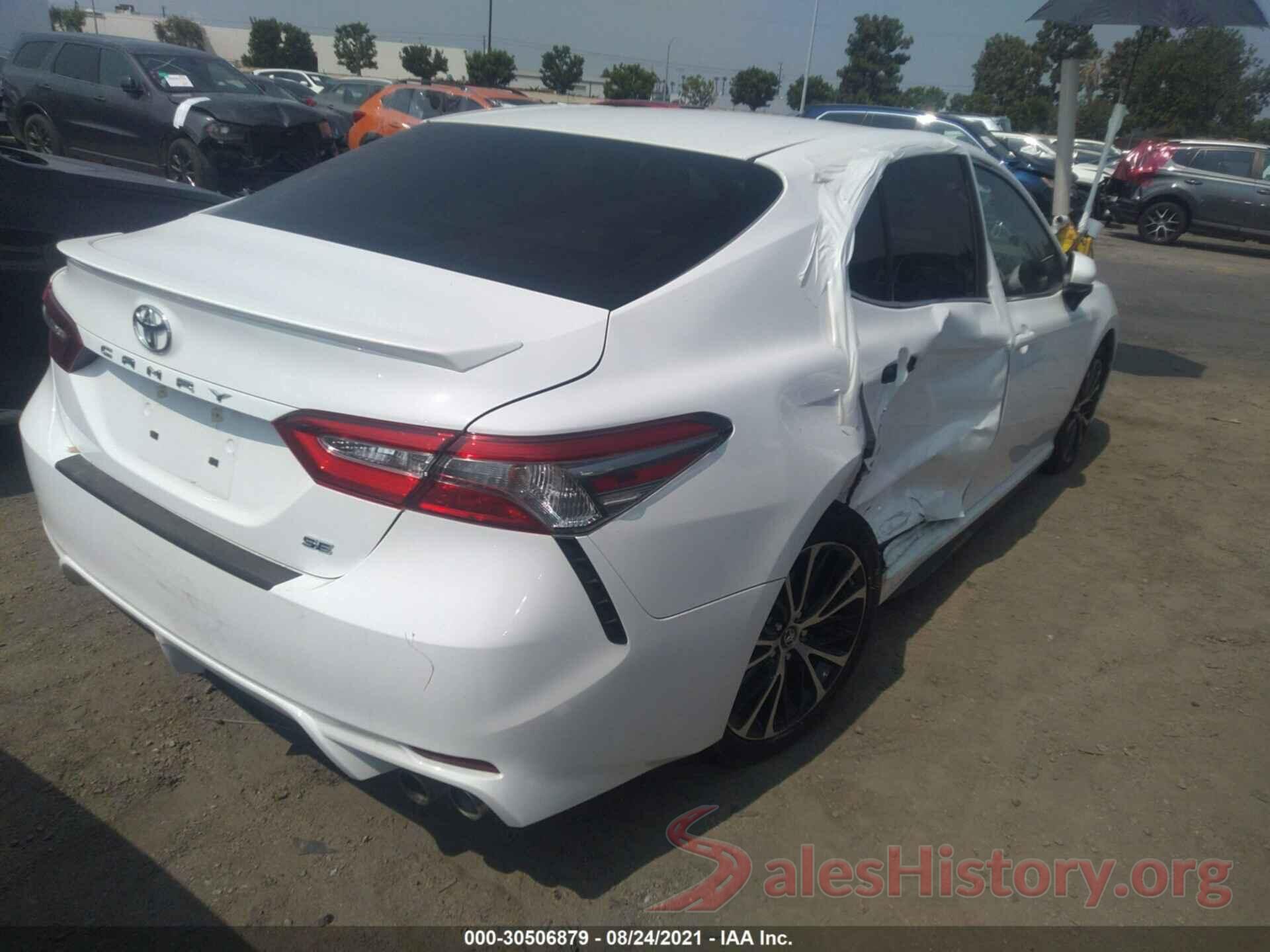 4T1B11HK7JU087578 2018 TOYOTA CAMRY