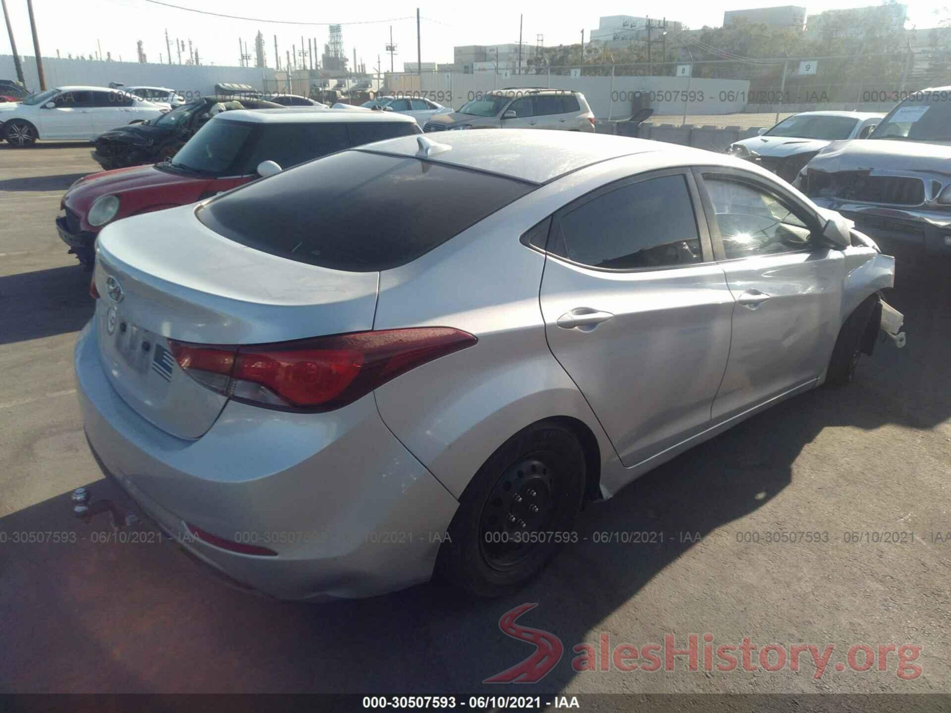 5NPDH4AE0GH697517 2016 HYUNDAI ELANTRA