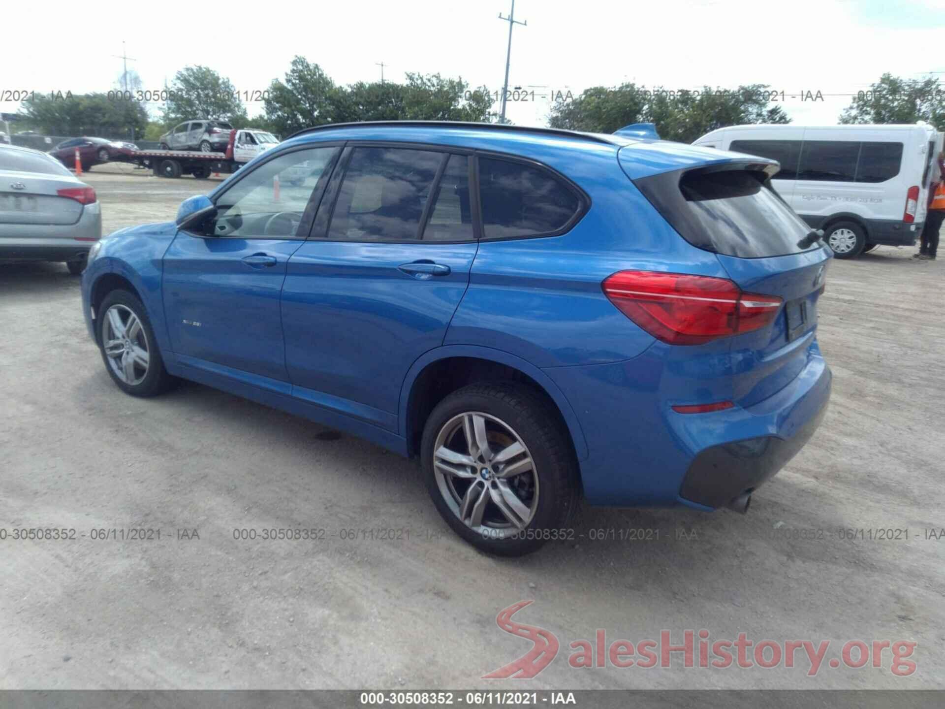 WBXHT3C31J5K28579 2018 BMW X1