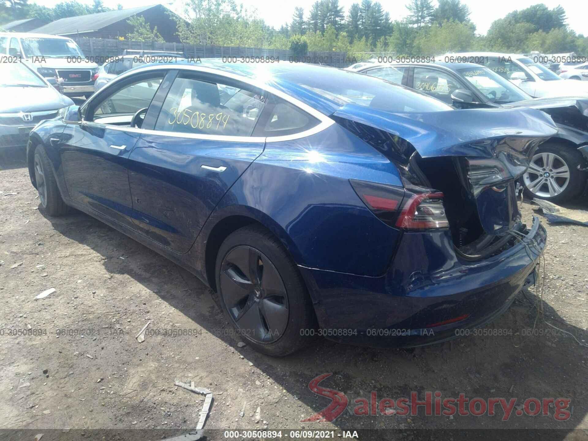 5YJ3E1EAXJF034973 2018 TESLA MODEL 3