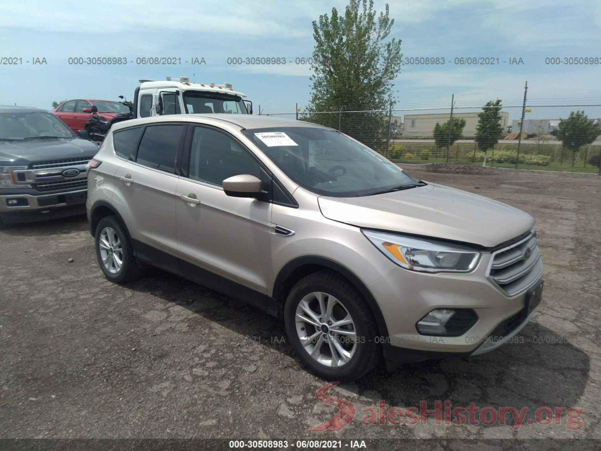 1FMCU0GD3HUC26270 2017 FORD ESCAPE