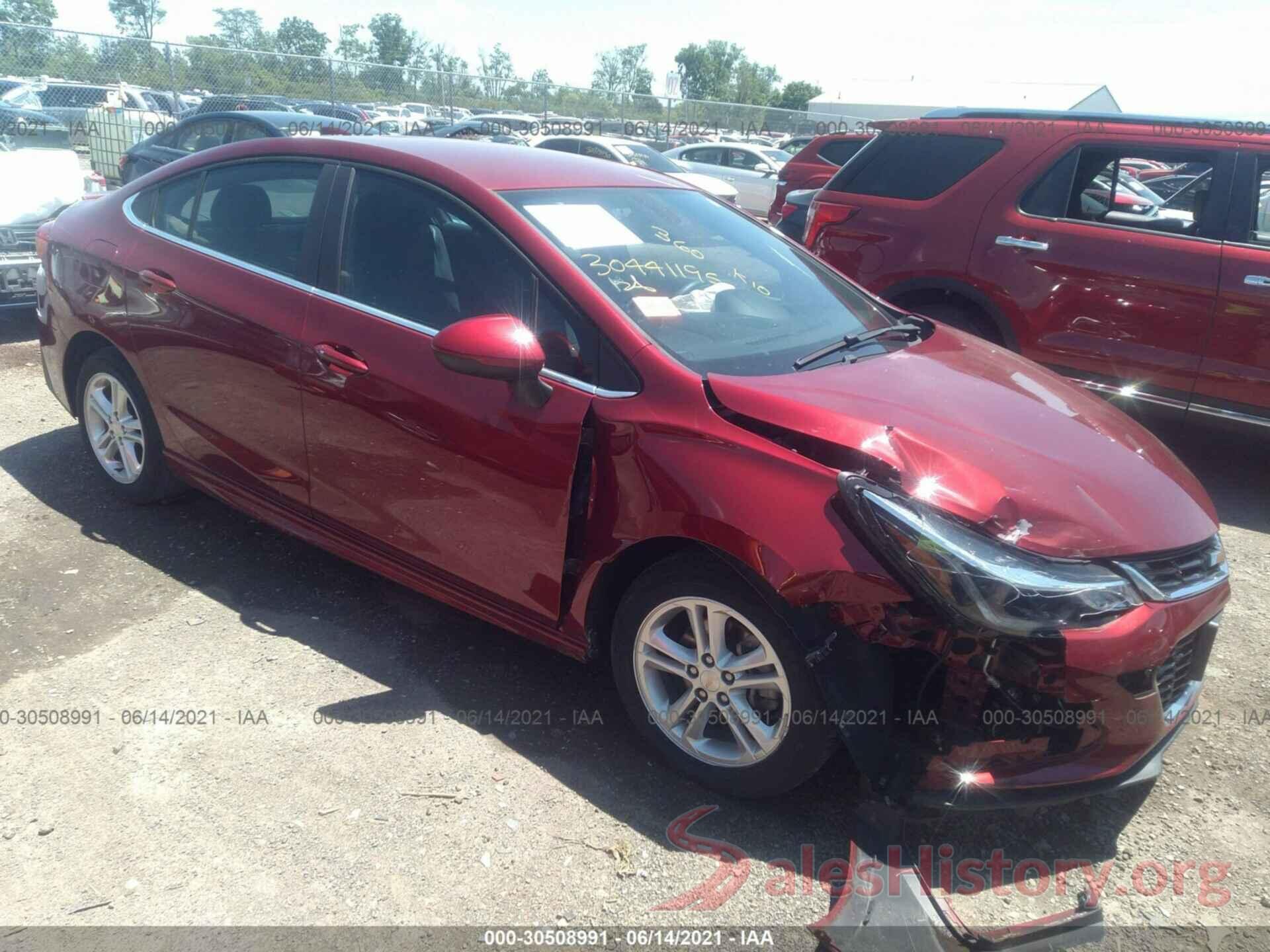 1G1BE5SM5J7114925 2018 CHEVROLET CRUZE