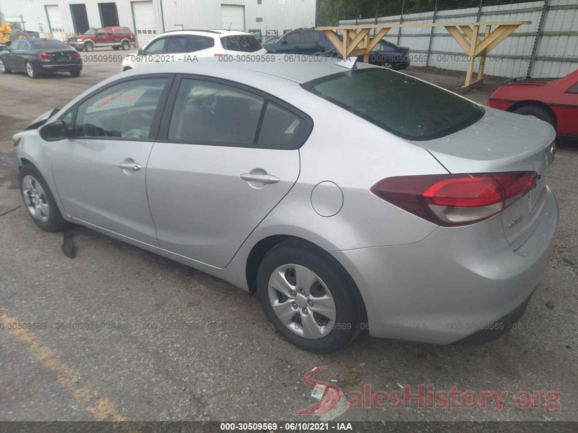 3KPFK4A79JE228594 2018 KIA FORTE