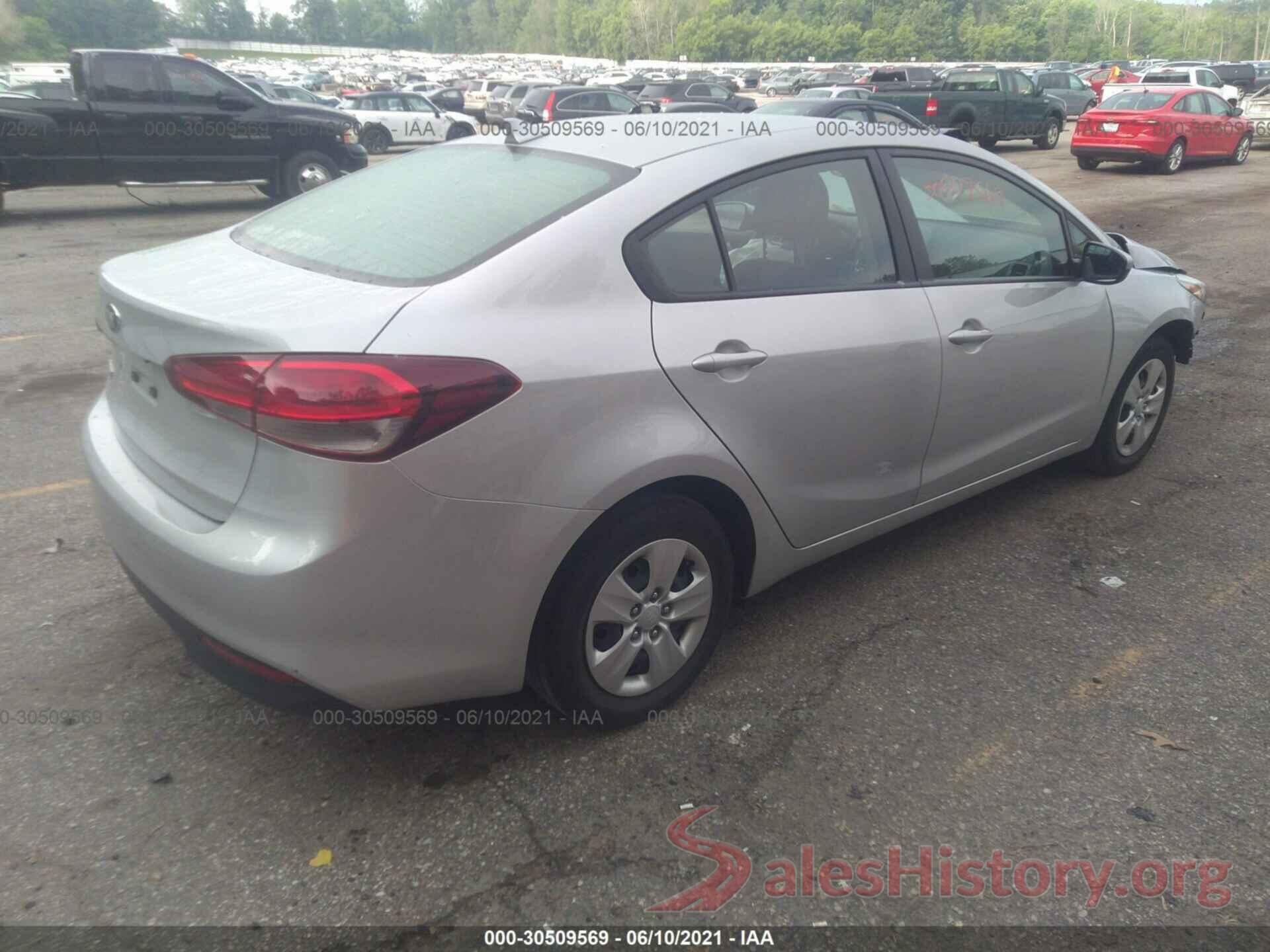 3KPFK4A79JE228594 2018 KIA FORTE