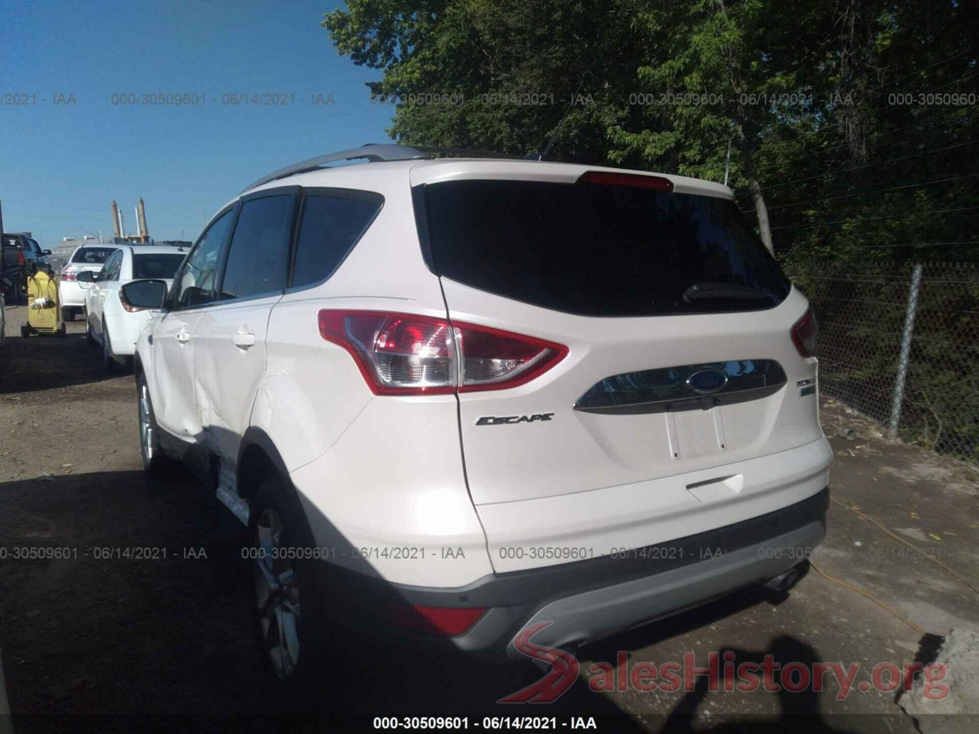 1FMCU0J95GUB22754 2016 FORD ESCAPE