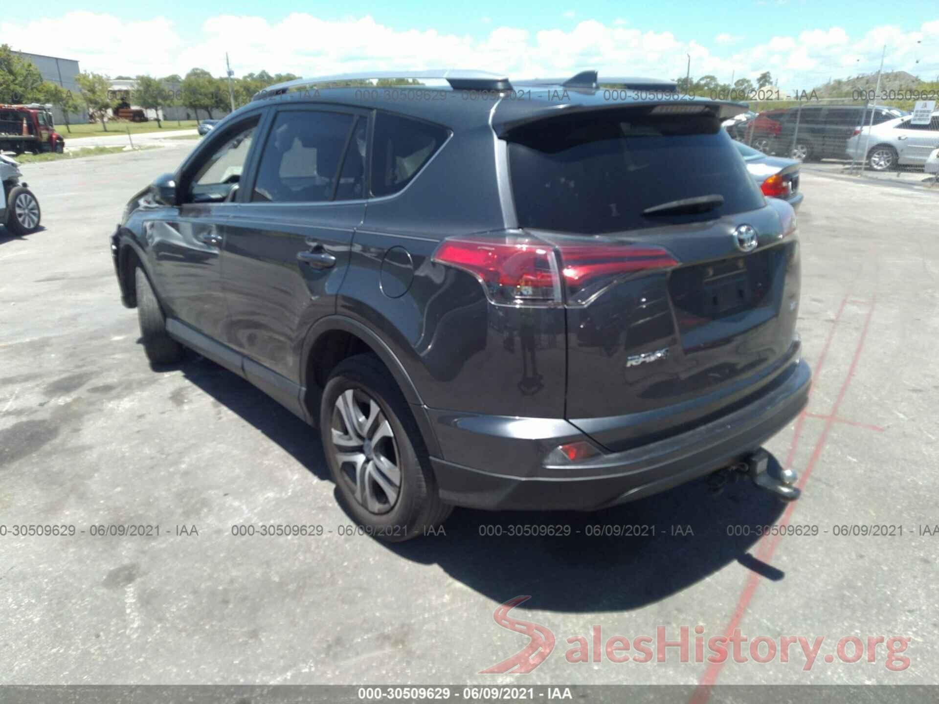 JTMZFREV3JD129648 2018 TOYOTA RAV4