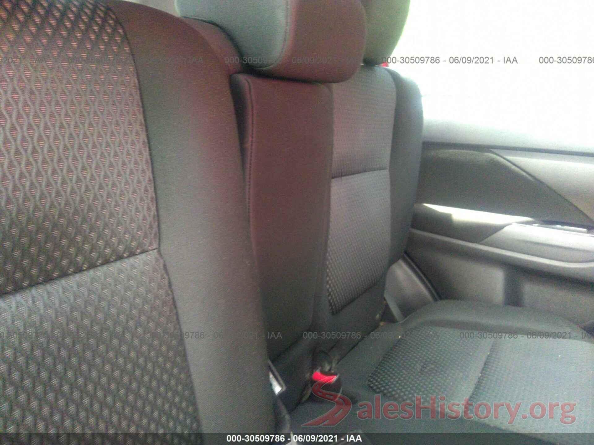 JA4AD3A30JZ059883 2018 MITSUBISHI OUTLANDER