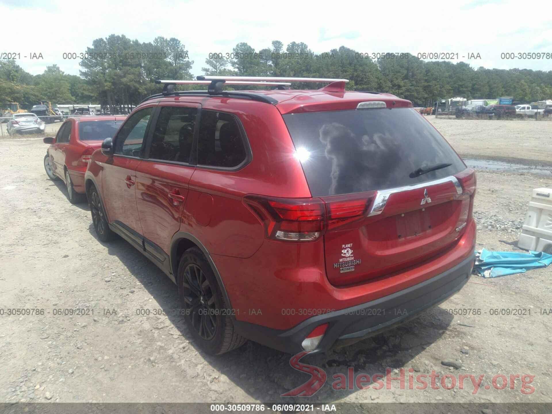 JA4AD3A30JZ059883 2018 MITSUBISHI OUTLANDER