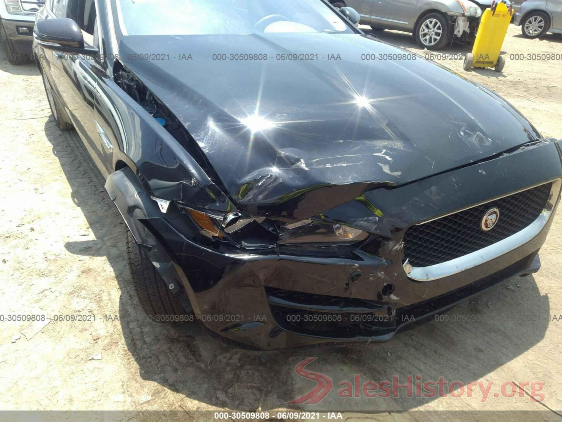 SAJAR4BG8HA976563 2017 JAGUAR XE