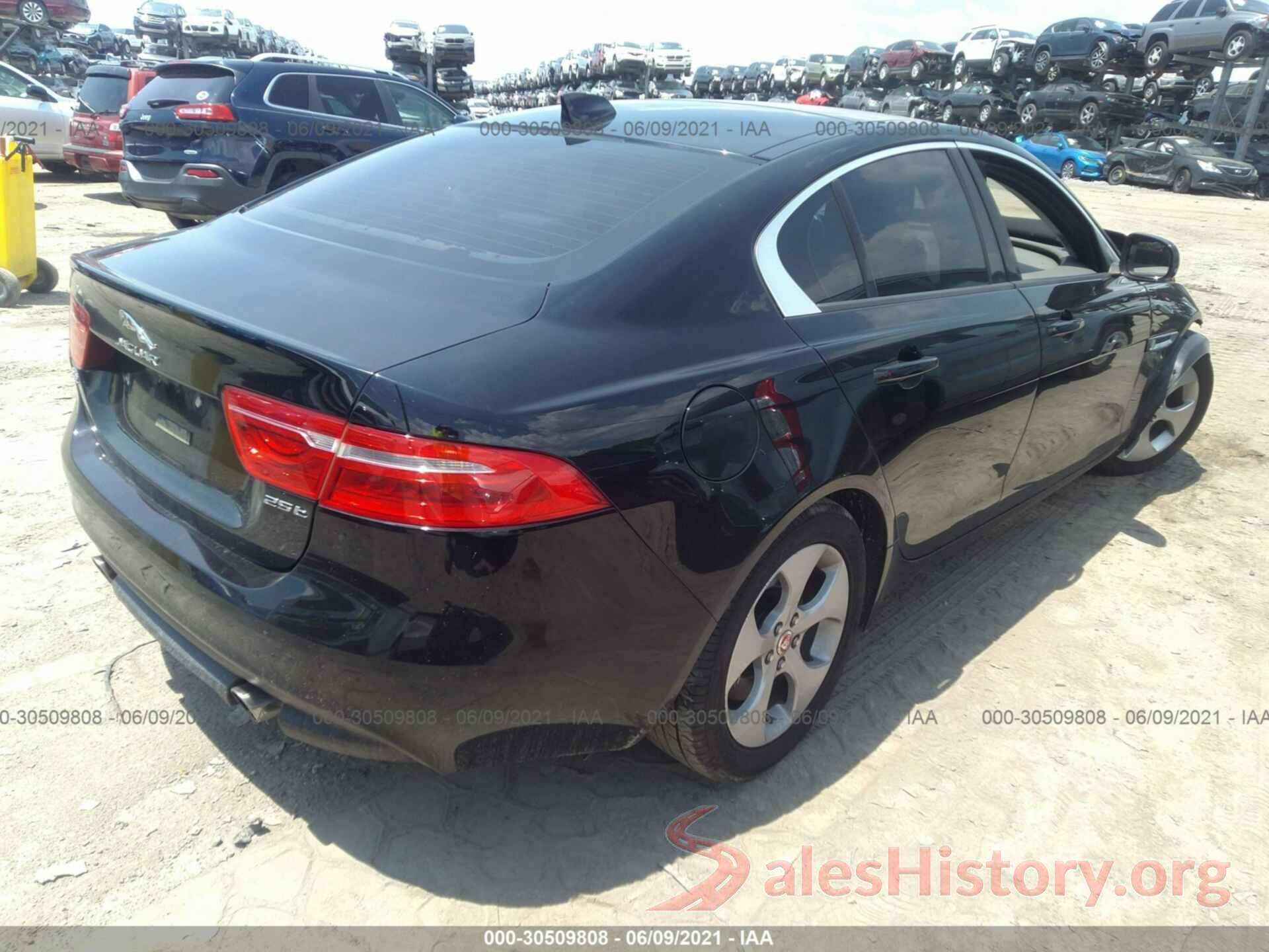 SAJAR4BG8HA976563 2017 JAGUAR XE