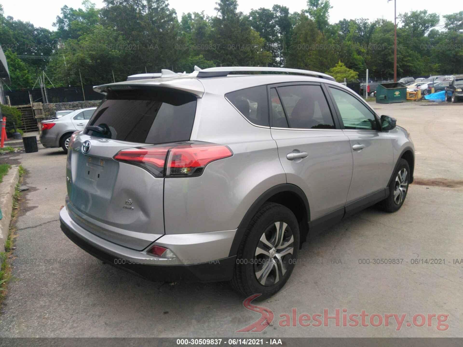 2T3BFREV6JW856920 2018 TOYOTA RAV4