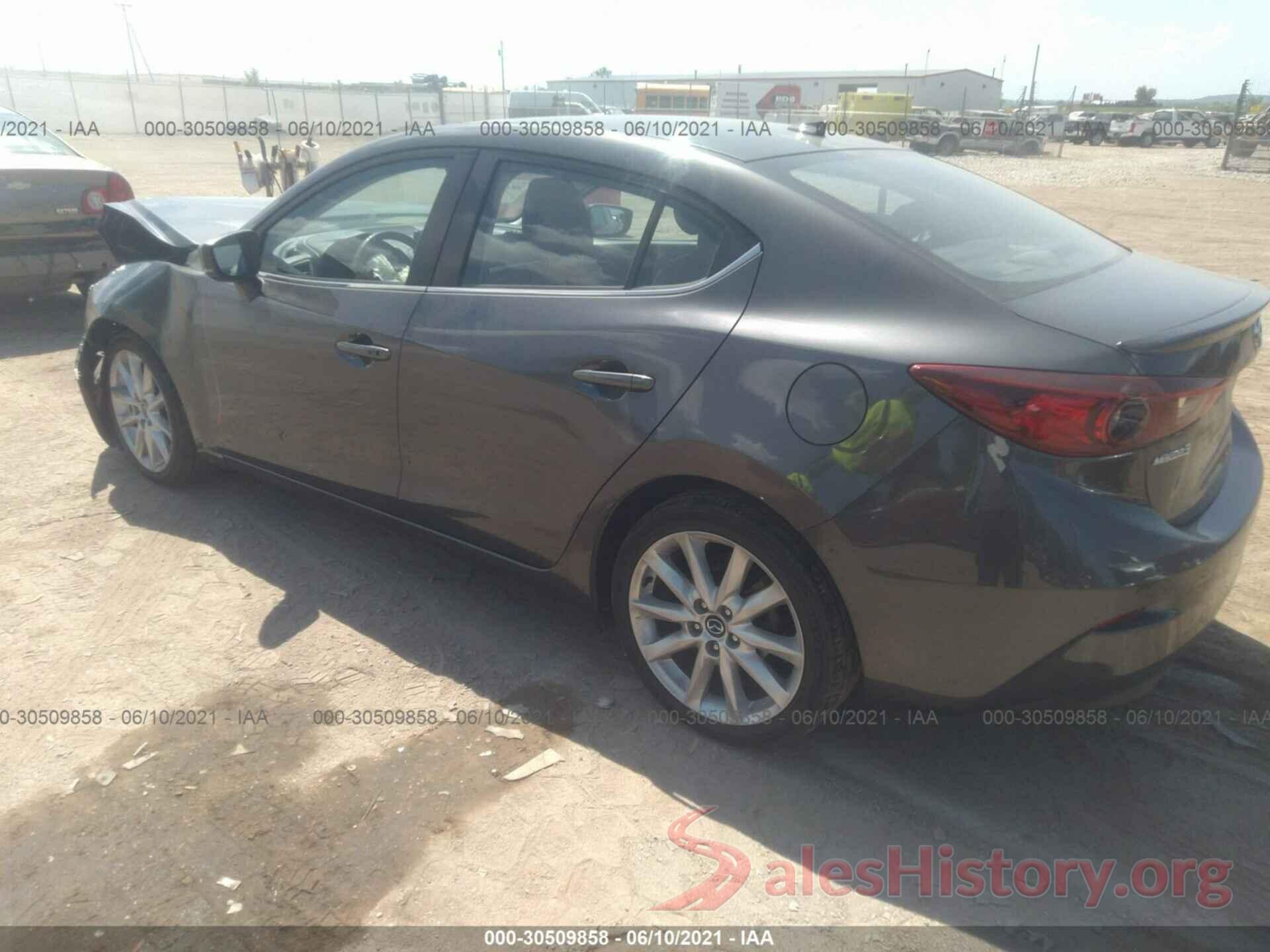 JM1BN1V71H1101298 2017 MAZDA MAZDA3 4-DOOR