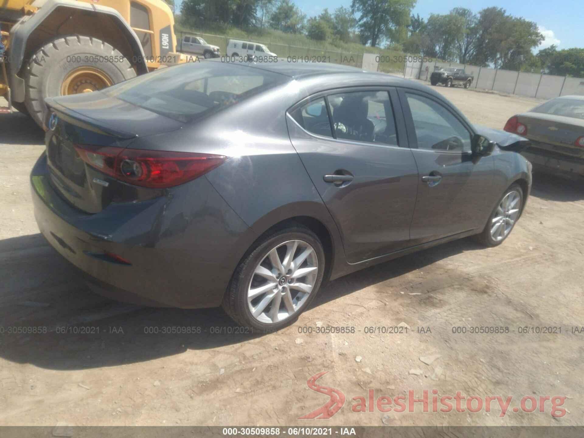 JM1BN1V71H1101298 2017 MAZDA MAZDA3 4-DOOR