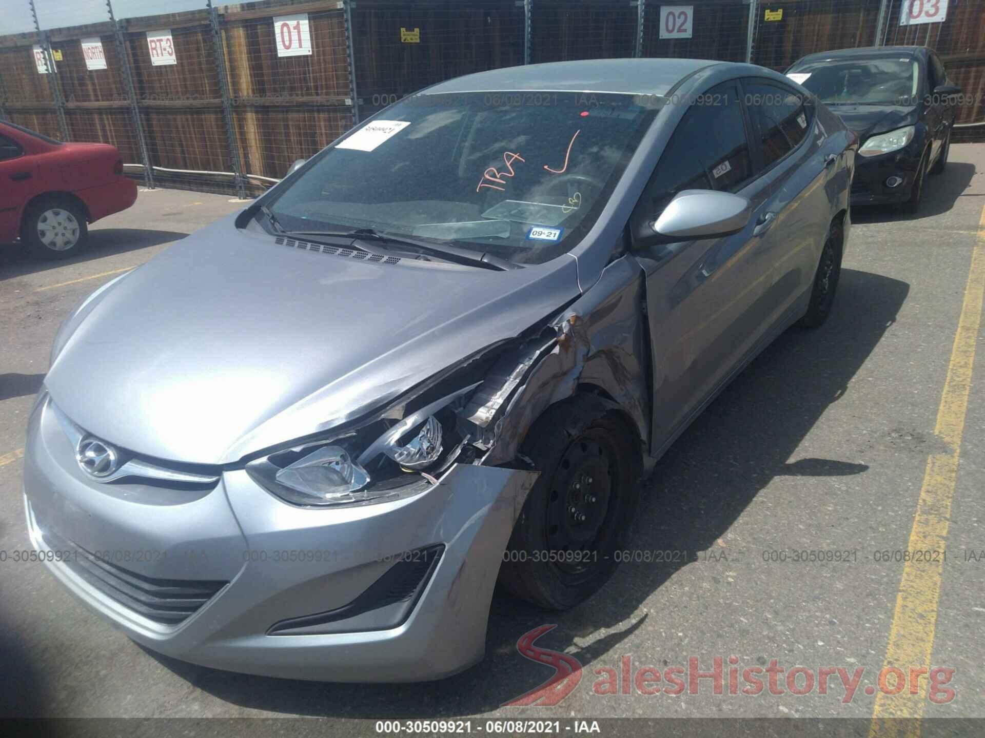 5NPDH4AE9GH759853 2016 HYUNDAI ELANTRA