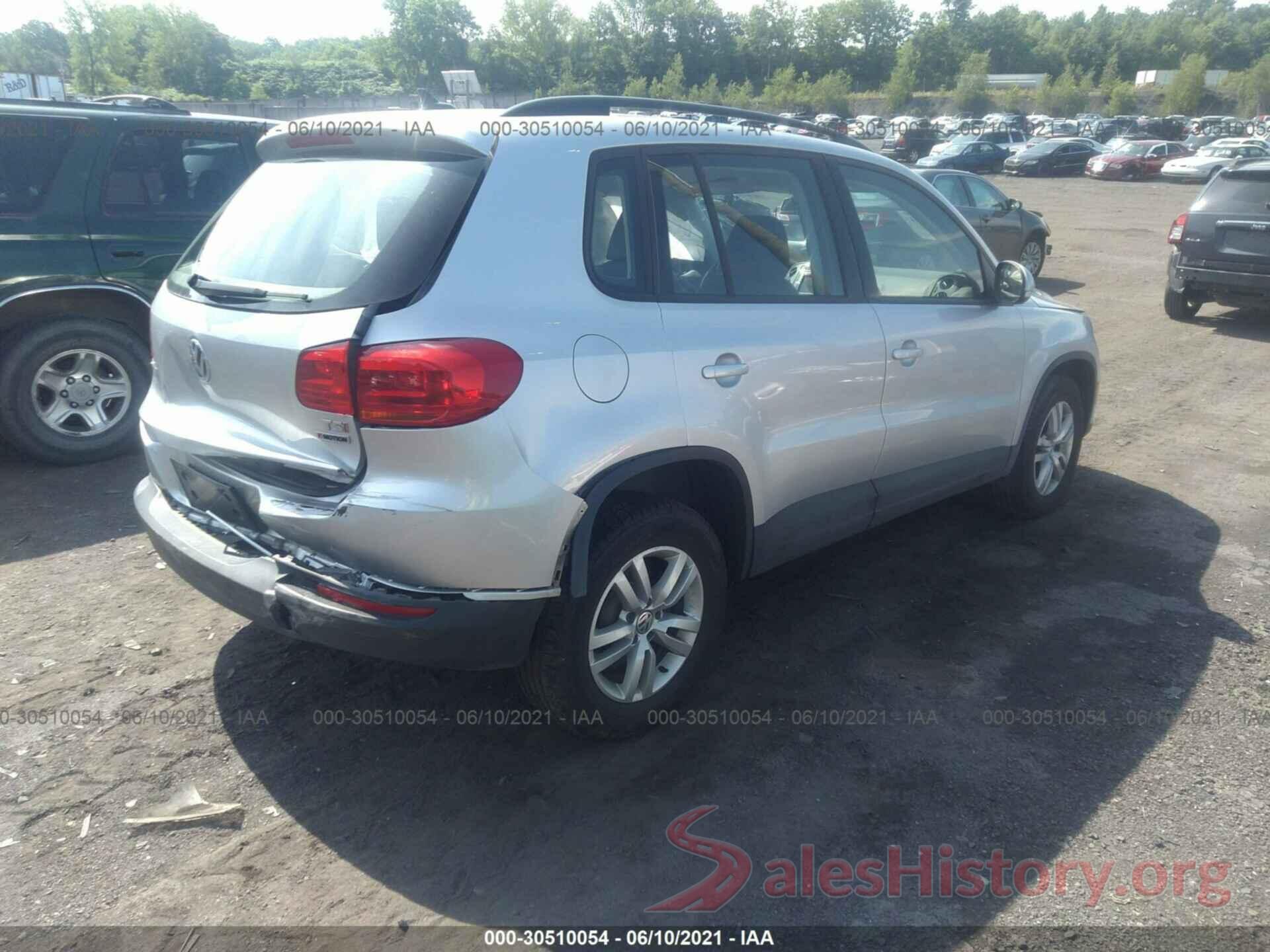 WVGBV7AX6HK009876 2017 VOLKSWAGEN TIGUAN