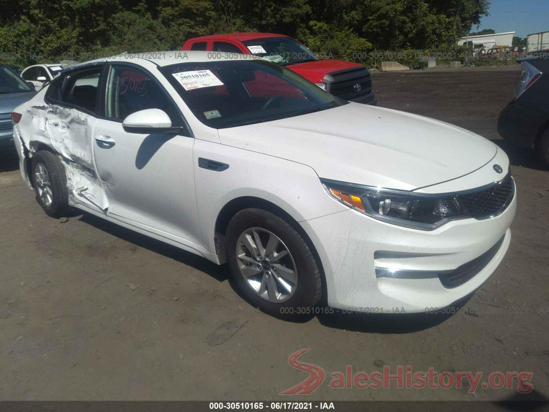 KNAGT4L35J5235790 2018 KIA OPTIMA