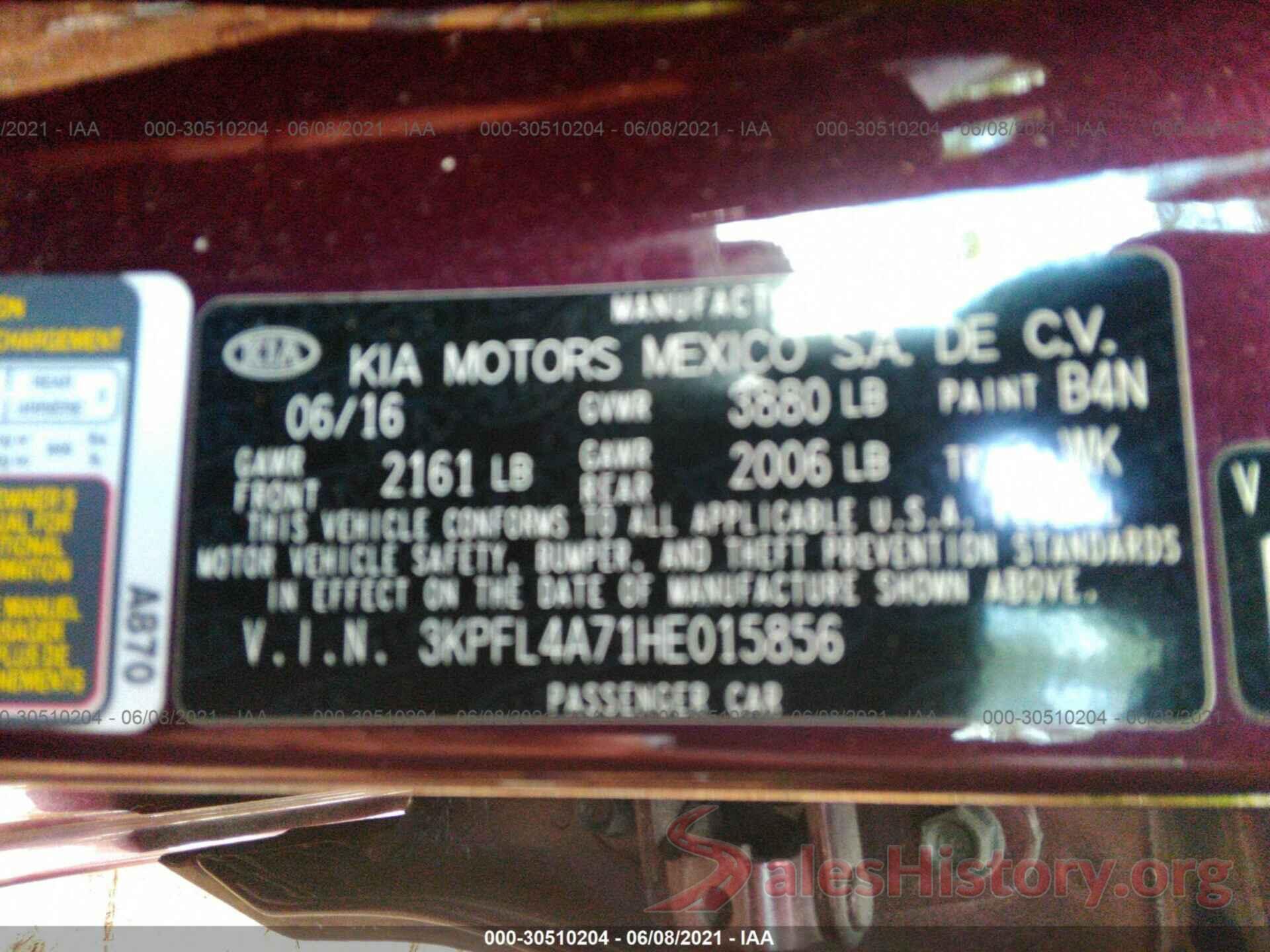 3KPFL4A71HE015856 2017 KIA FORTE