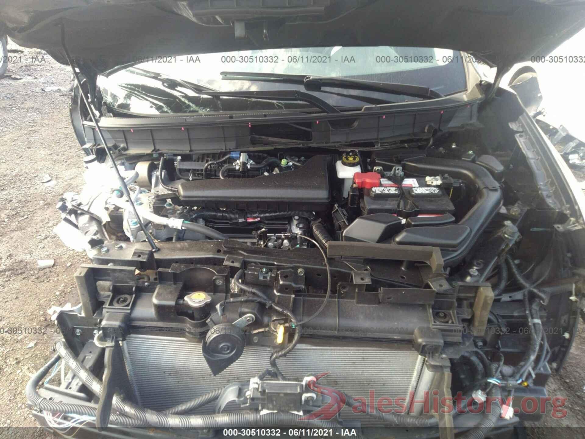 KNMAT2MV0JP522262 2018 NISSAN ROGUE