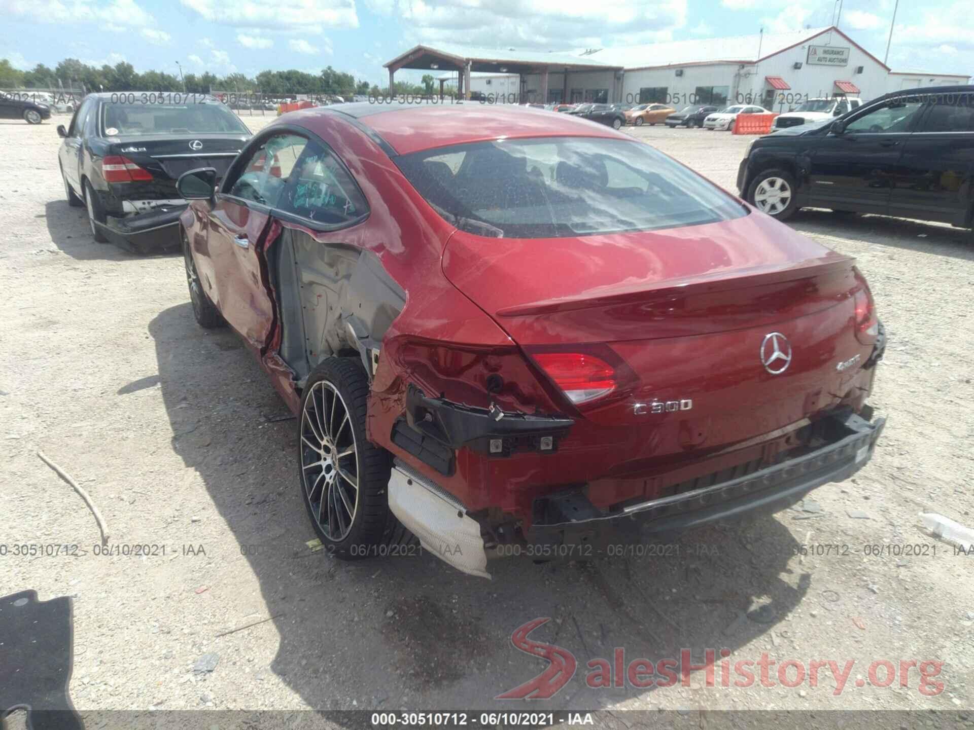 WDDWJ4KB9JF663049 2018 MERCEDES-BENZ C-CLASS