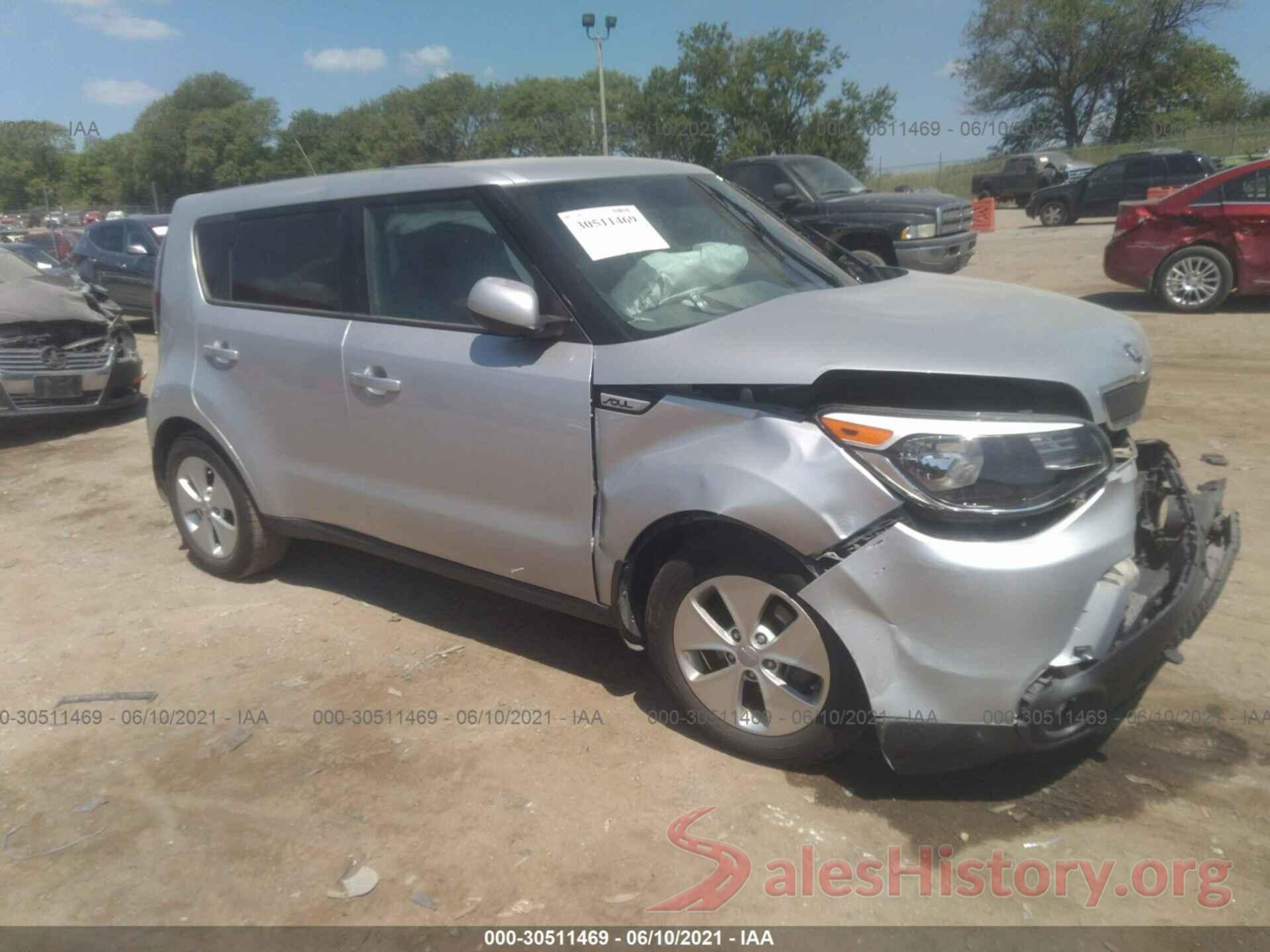 KNDJN2A22G7824195 2016 KIA SOUL