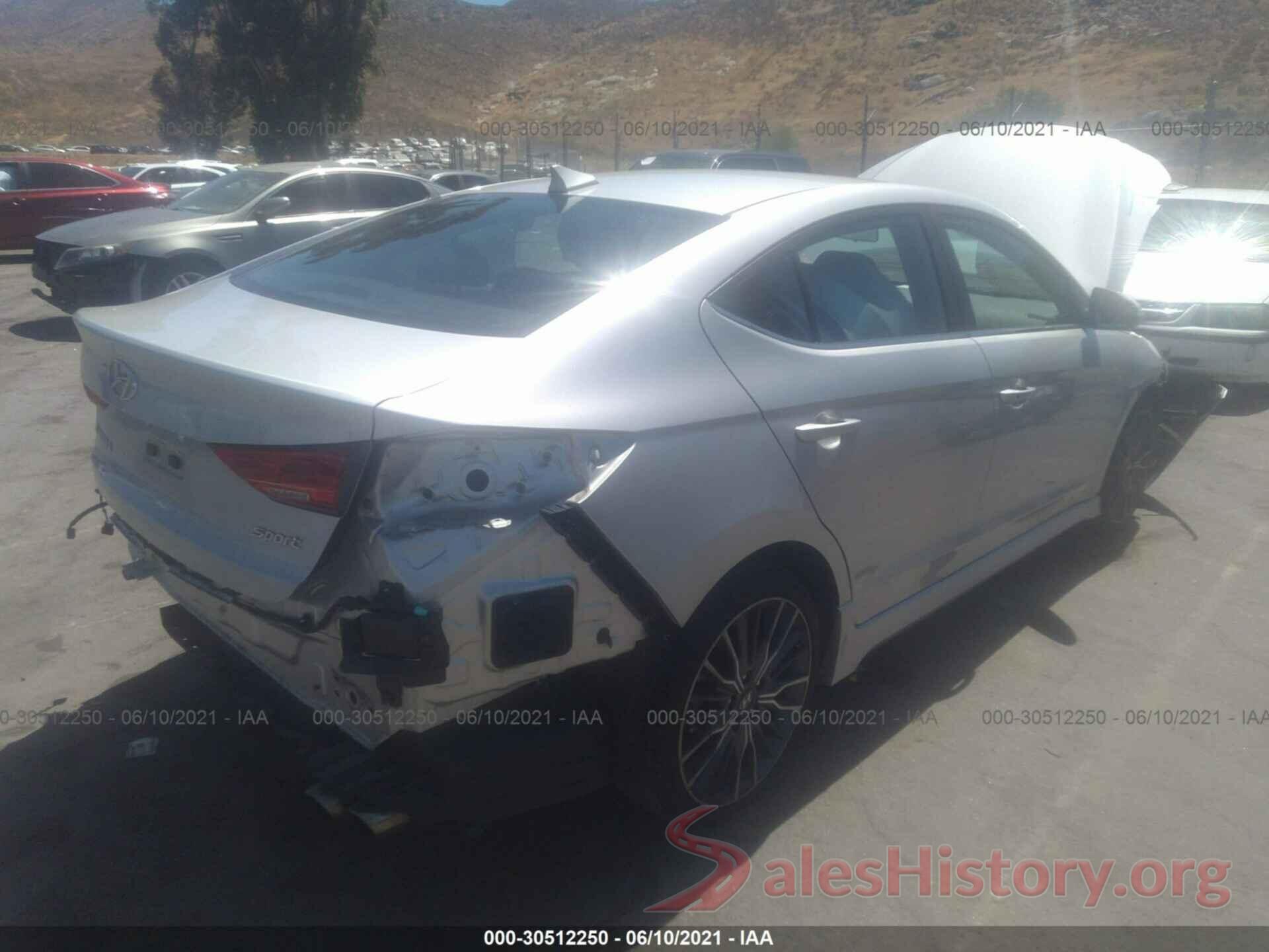 KMHD04LB4JU722843 2018 HYUNDAI ELANTRA