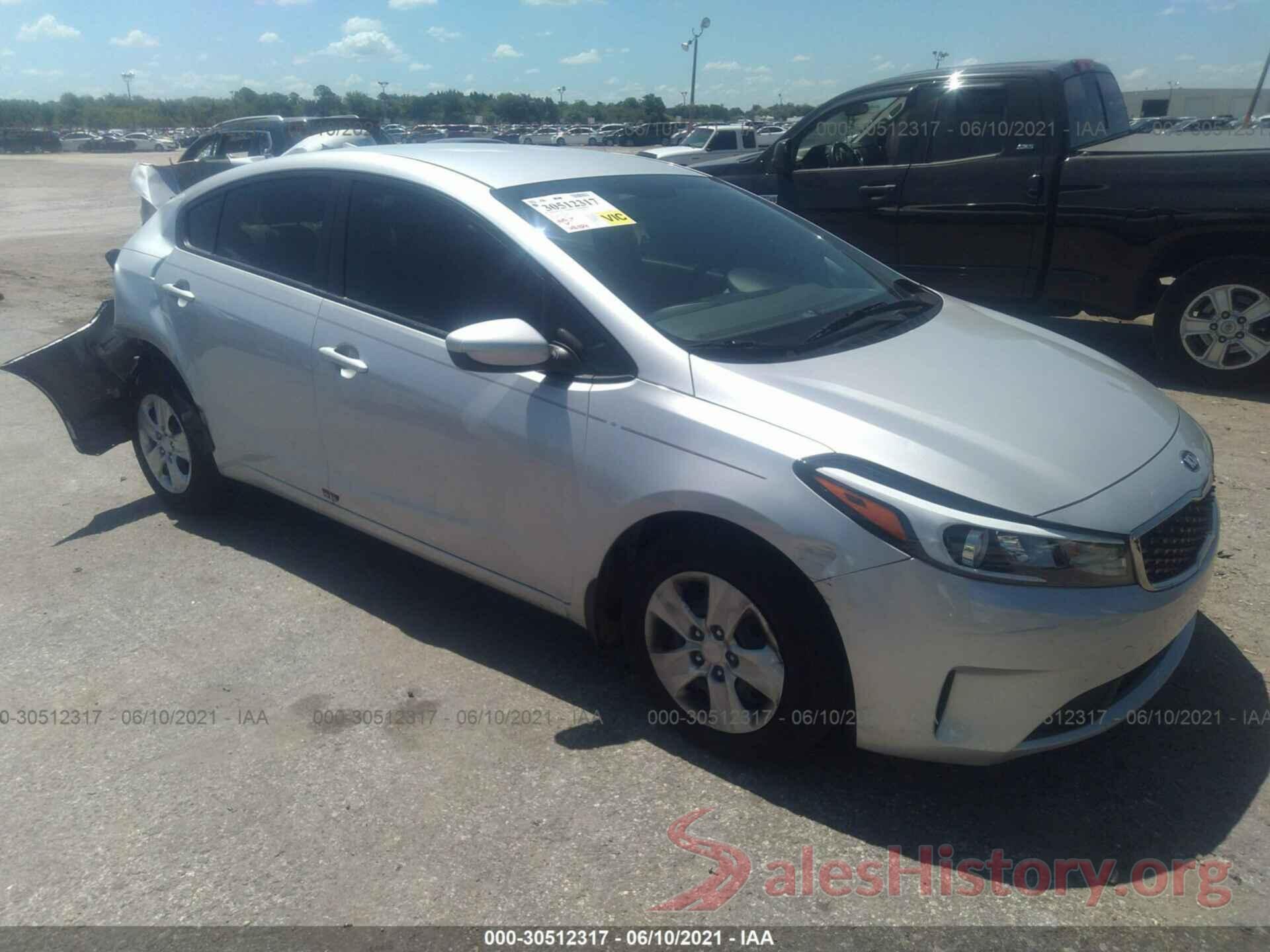 3KPFL4A72JE263622 2018 KIA FORTE