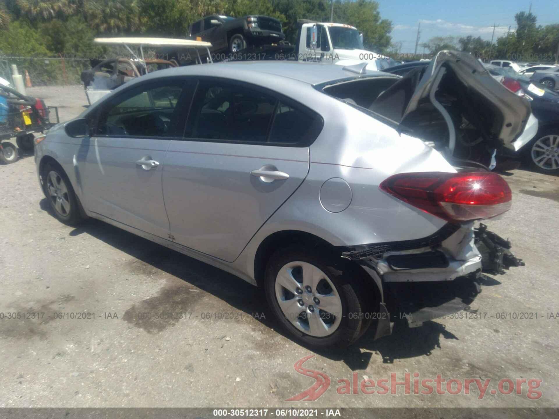 3KPFL4A72JE263622 2018 KIA FORTE