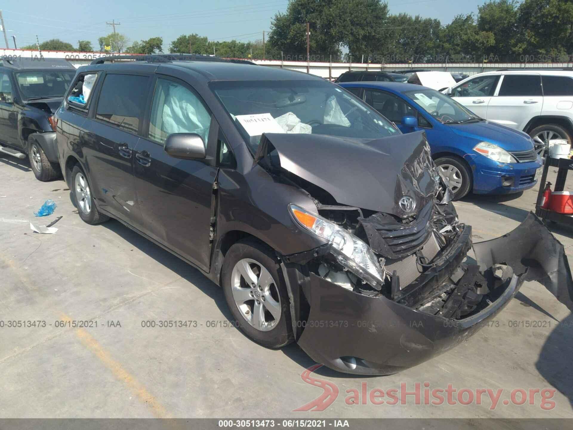 5TDKK3DC2GS705043 2016 TOYOTA SIENNA