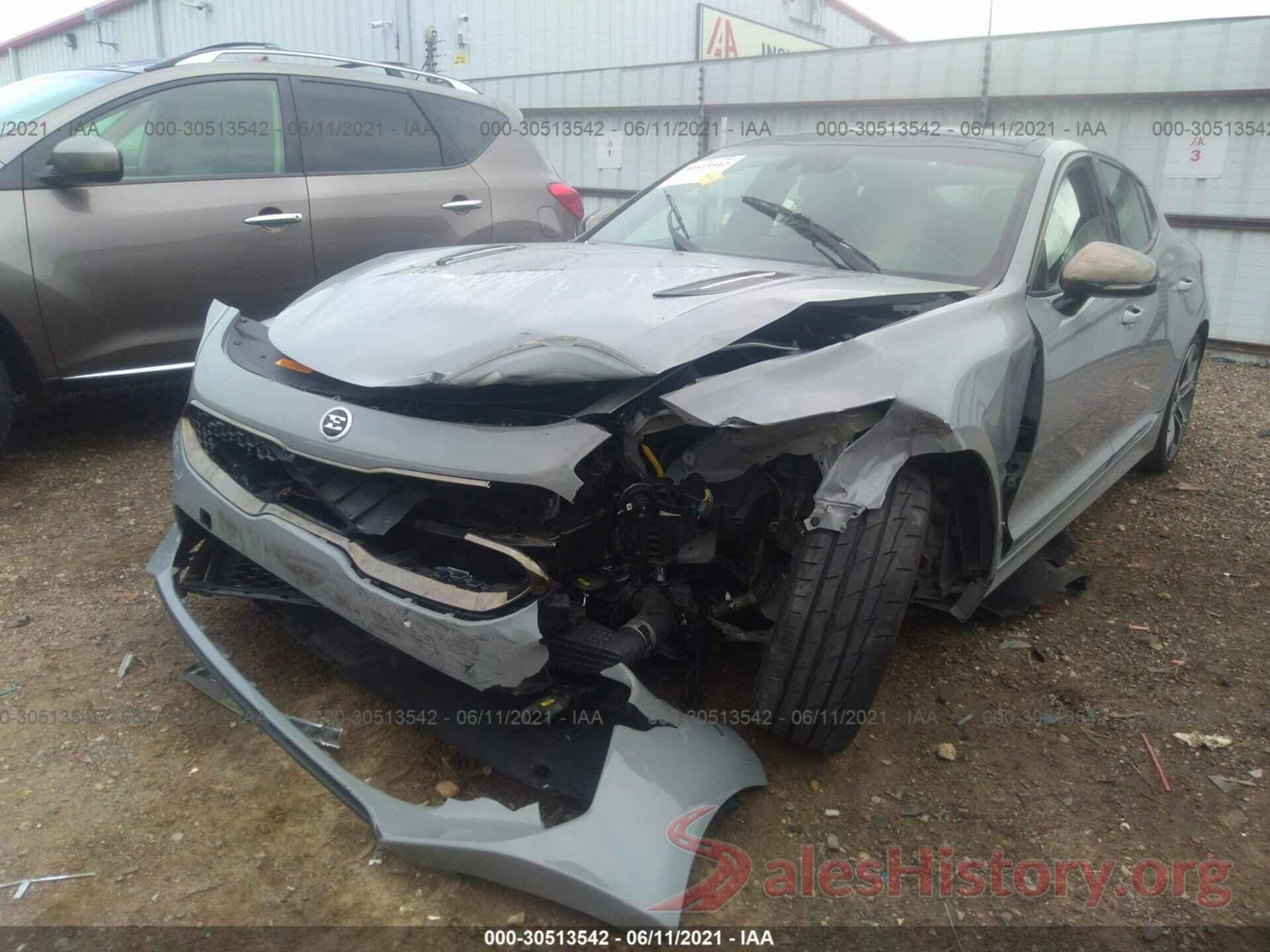 KNAE55LC2J6032986 2018 KIA STINGER