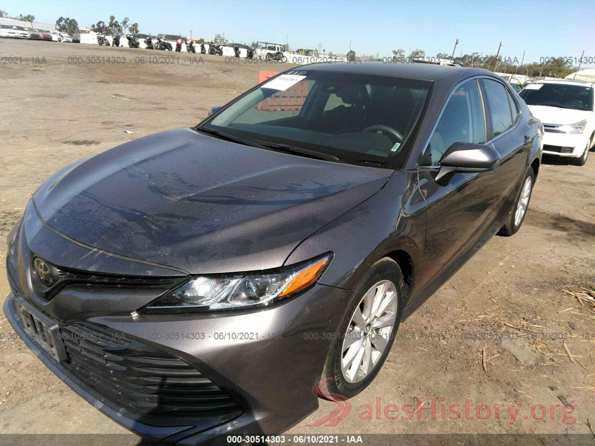 4T1B11HK9JU582834 2018 TOYOTA CAMRY