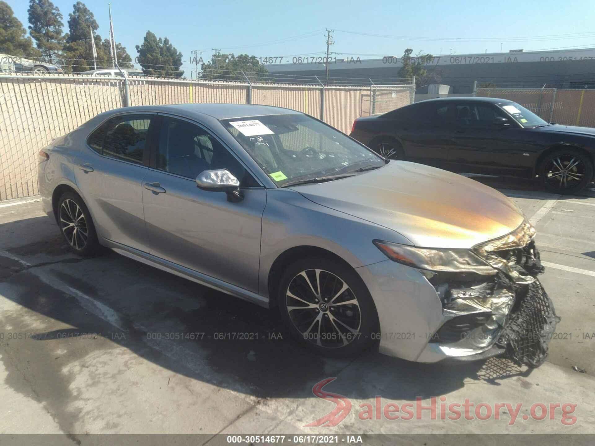 4T1B11HK3JU003160 2018 TOYOTA CAMRY