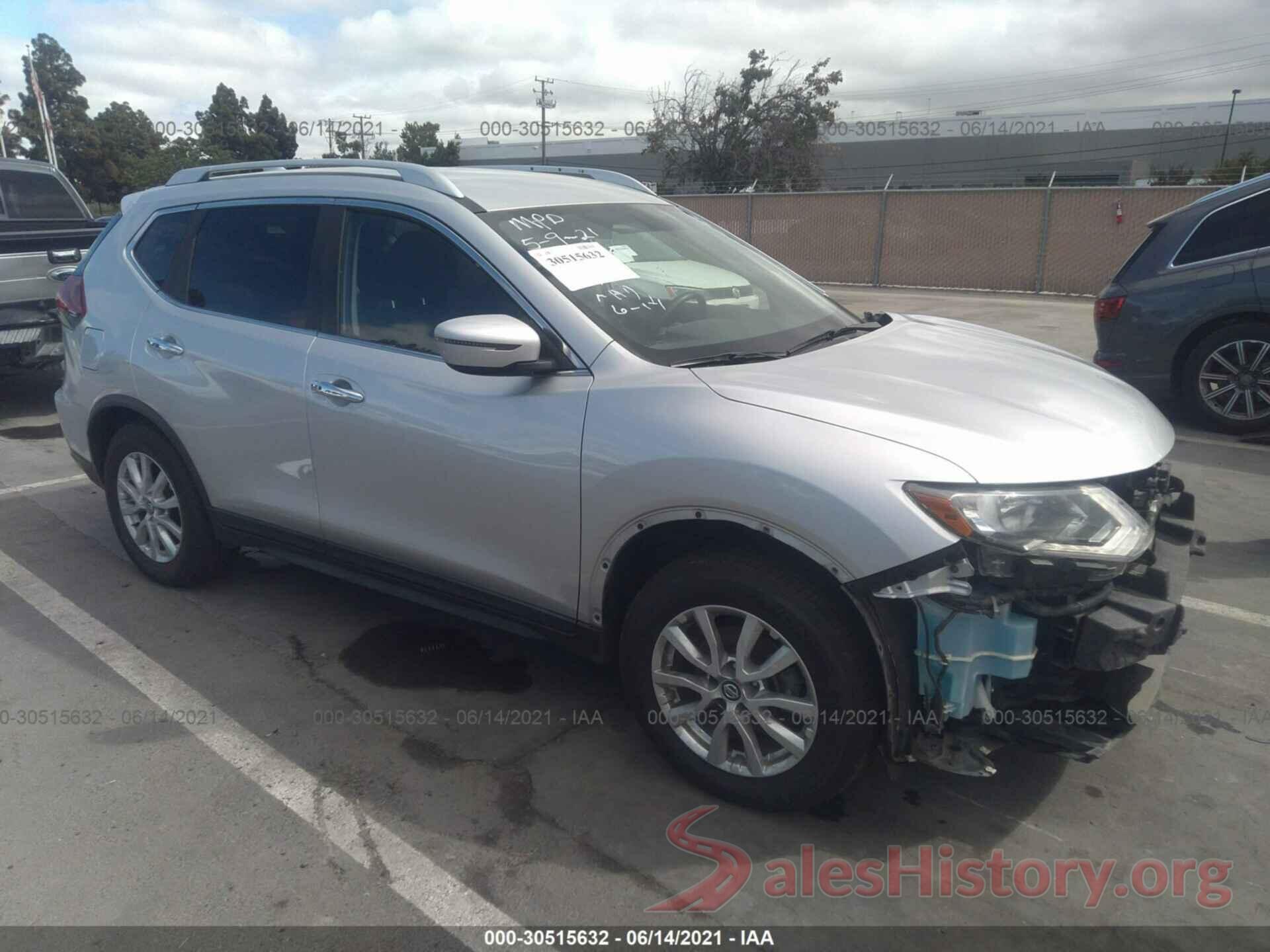 KNMAT2MT9JP593734 2018 NISSAN ROGUE