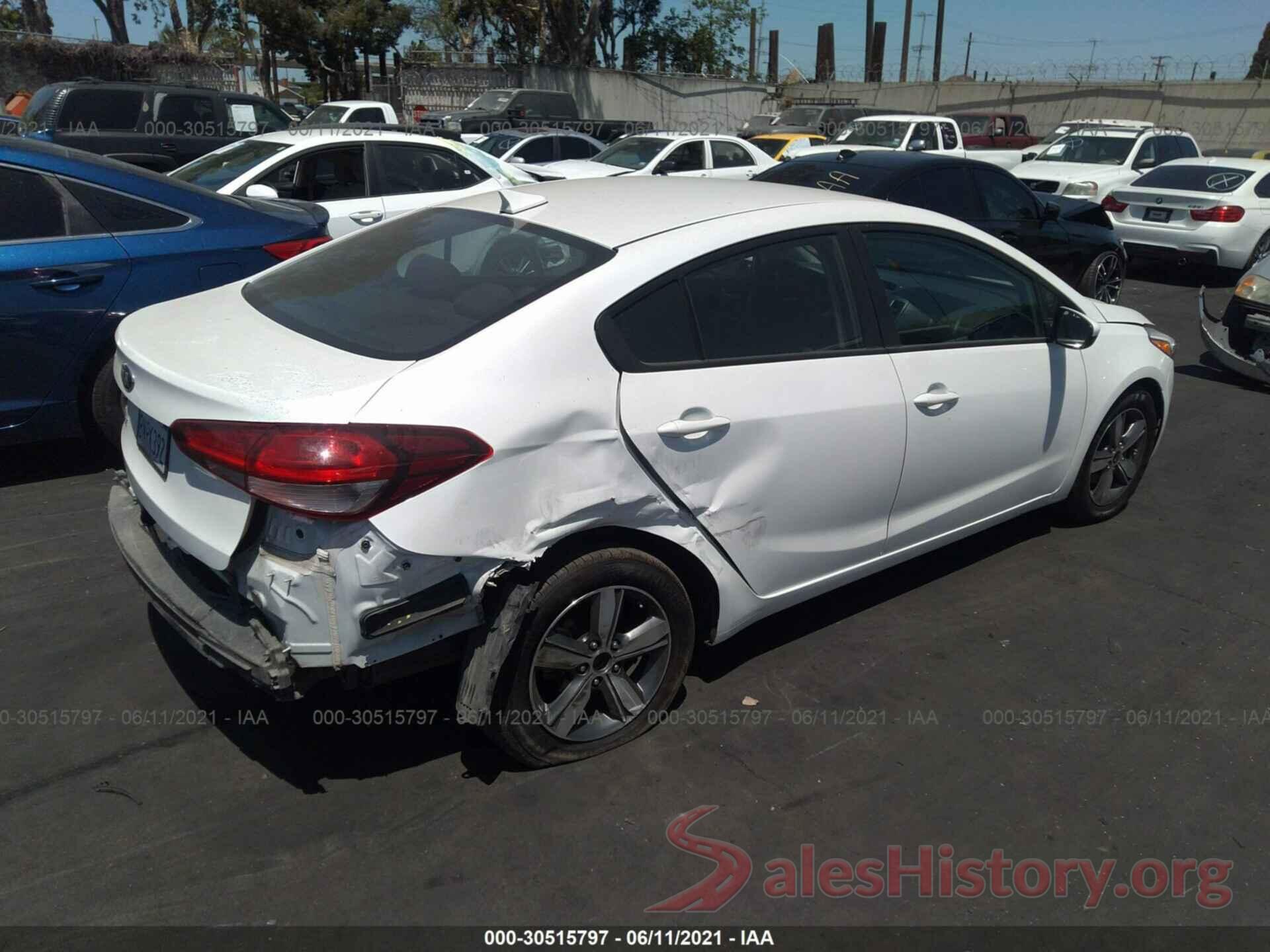 3KPFL4A78JE243620 2018 KIA FORTE