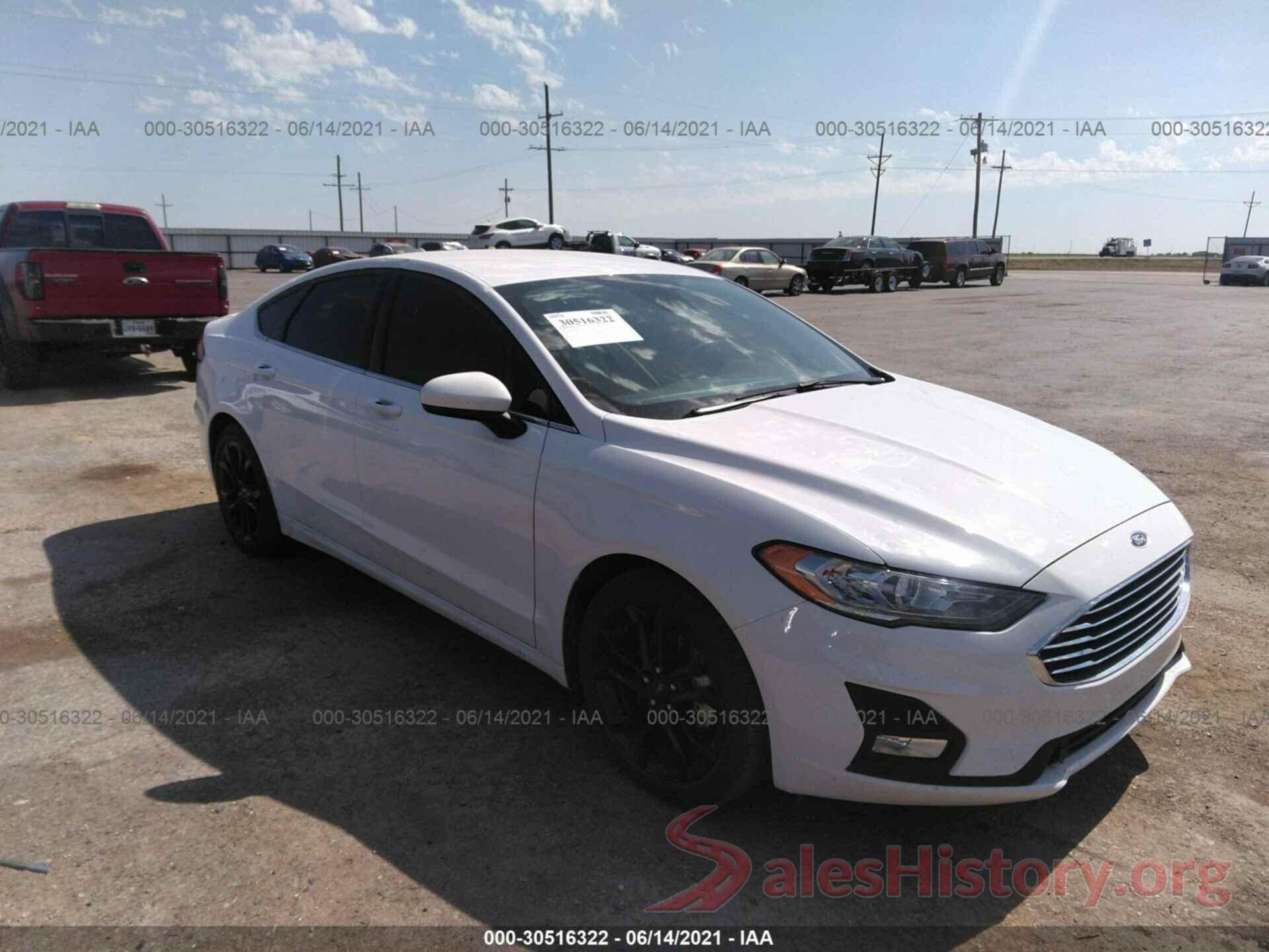 3FA6P0HD2KR232105 2019 FORD FUSION