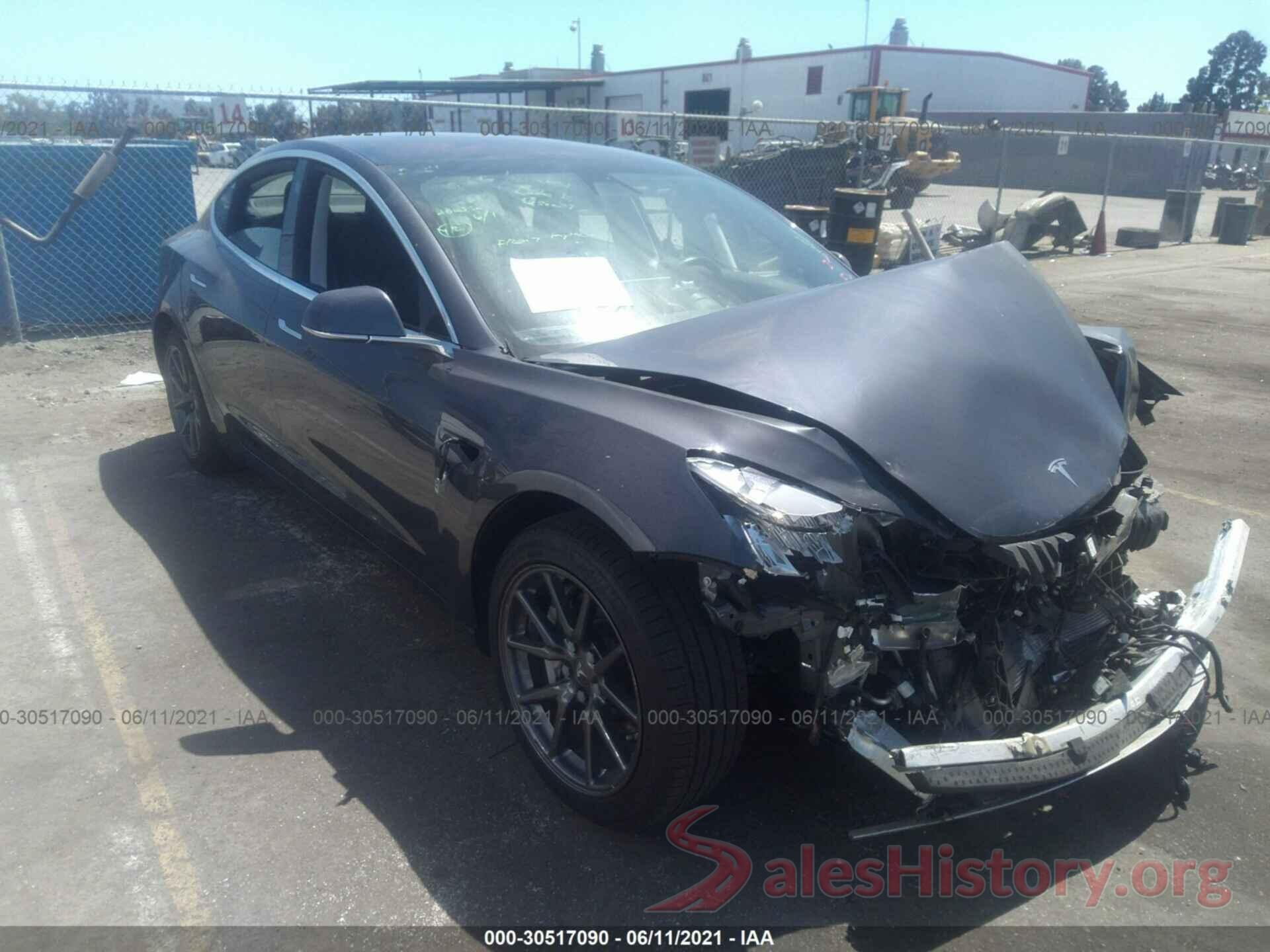 5YJ3E1EB7JF089860 2018 TESLA MODEL 3