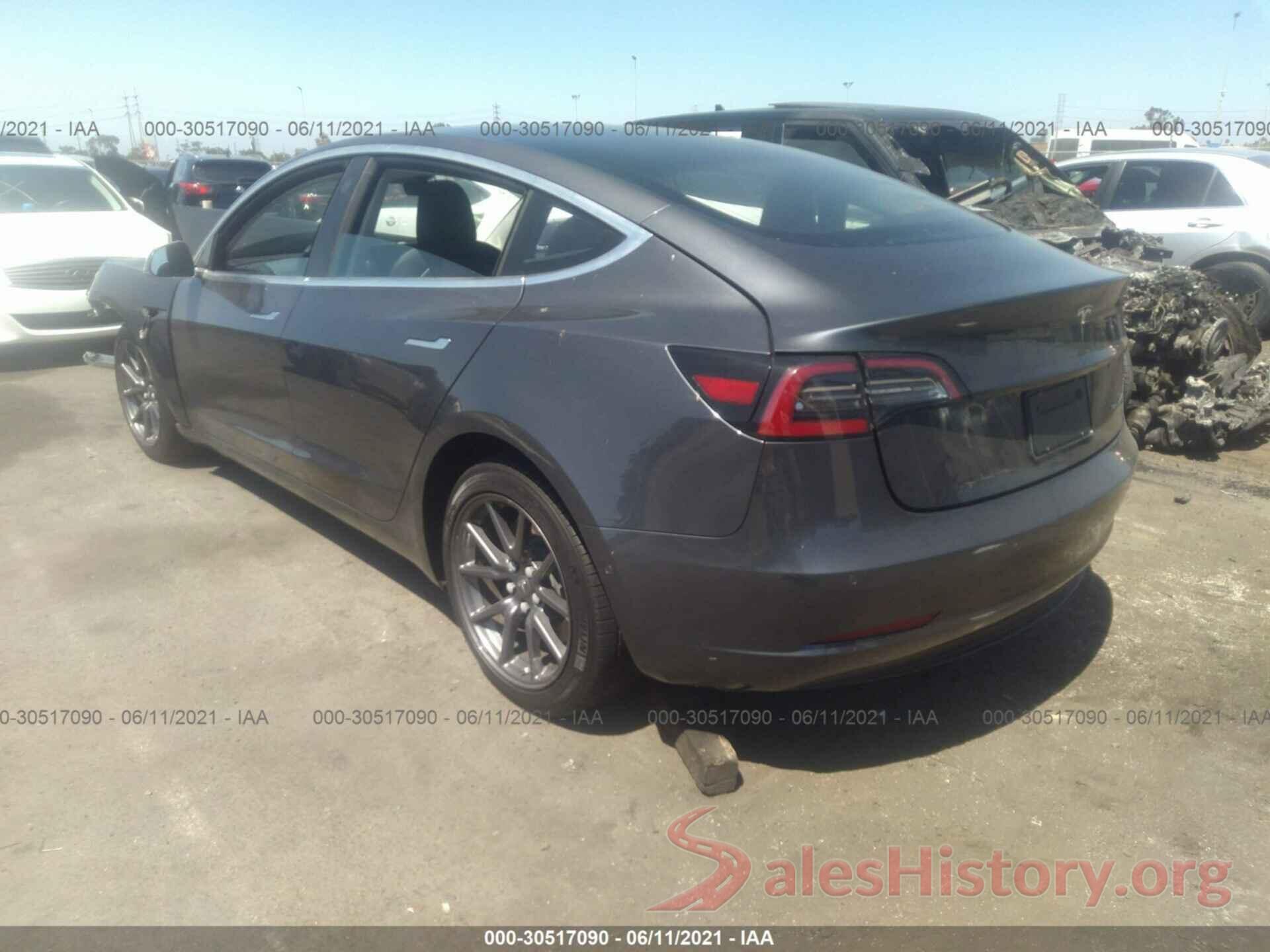 5YJ3E1EB7JF089860 2018 TESLA MODEL 3