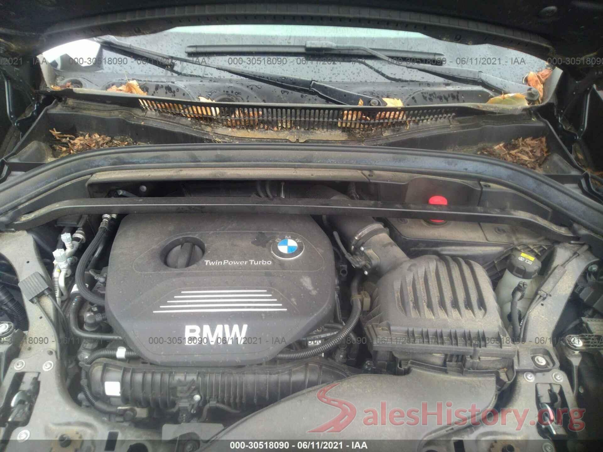 WBXHT3C33J5F92747 2018 BMW X1