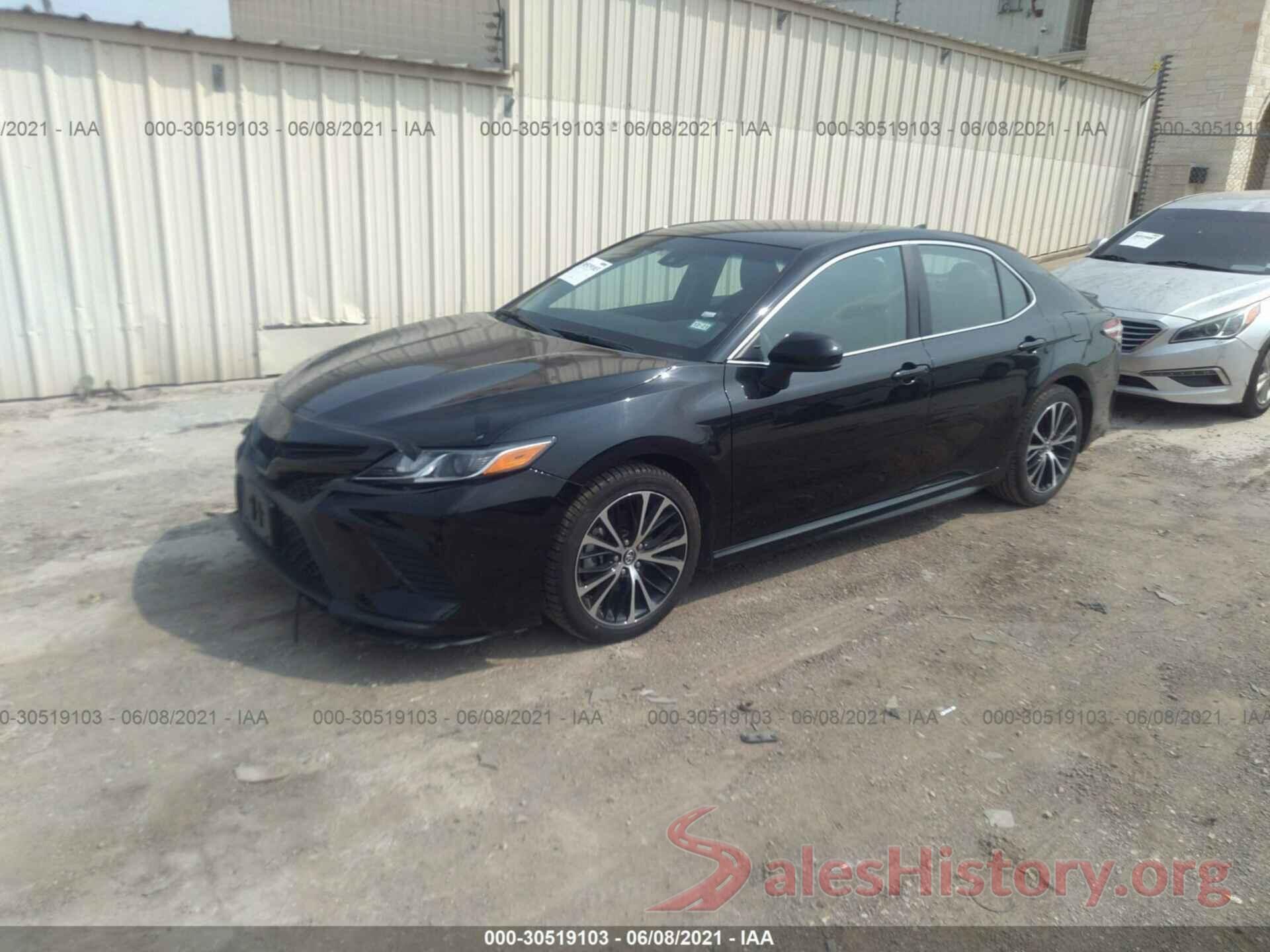 4T1G11AK2LU920903 2020 TOYOTA CAMRY